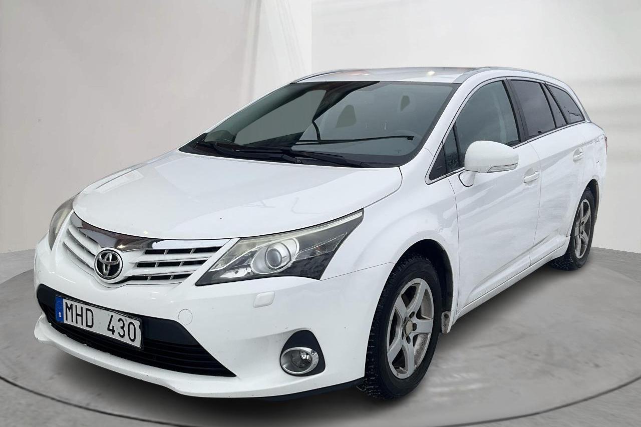 Toyota Avensis 2.0 D-4D Kombi (124hk) - 25 170 mil - Manuell - vit - 2012