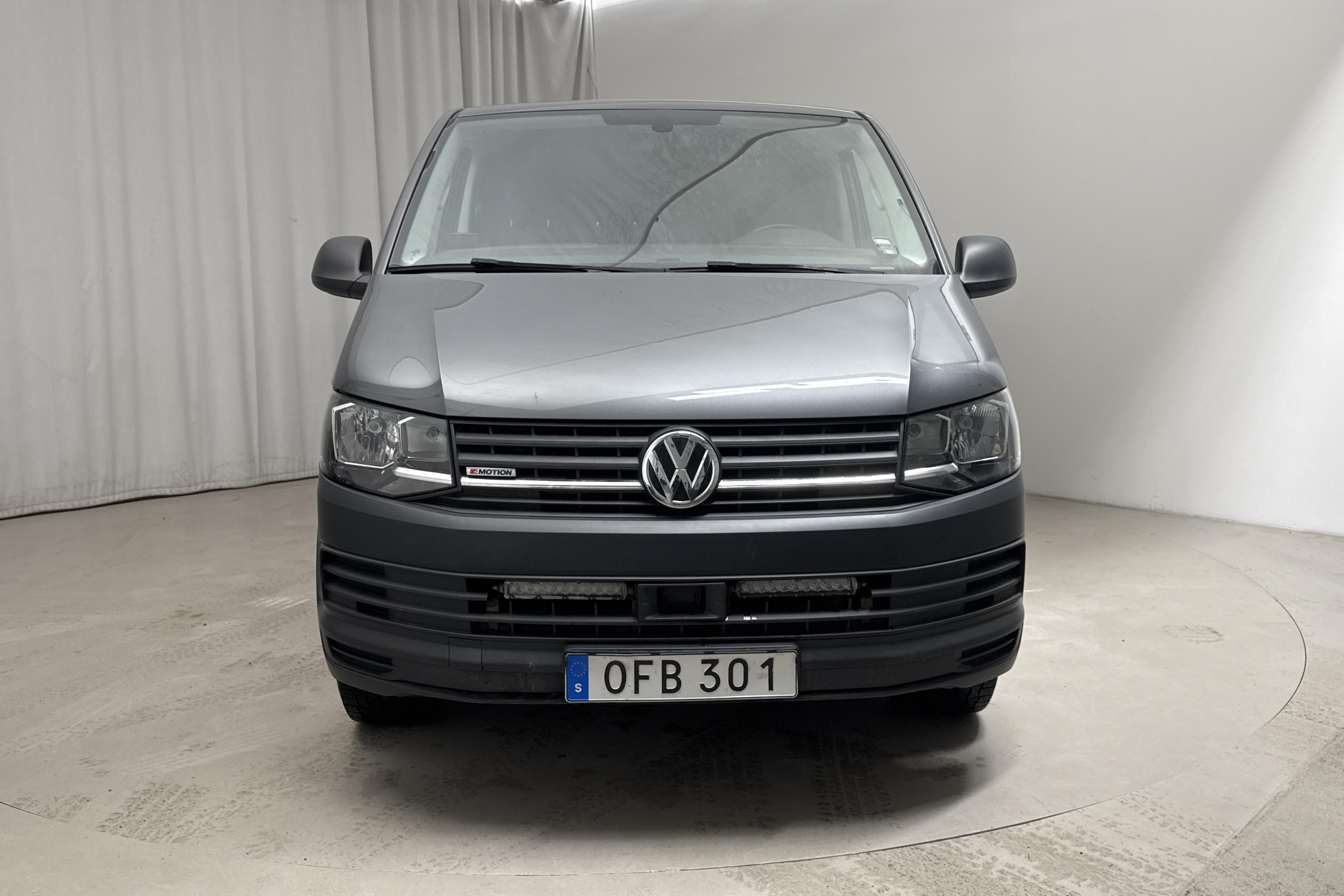 VW Transporter T6 2.0 TDI BMT Skåp 4MOTION (150hk) - 11 920 mil - Automat - grå - 2017