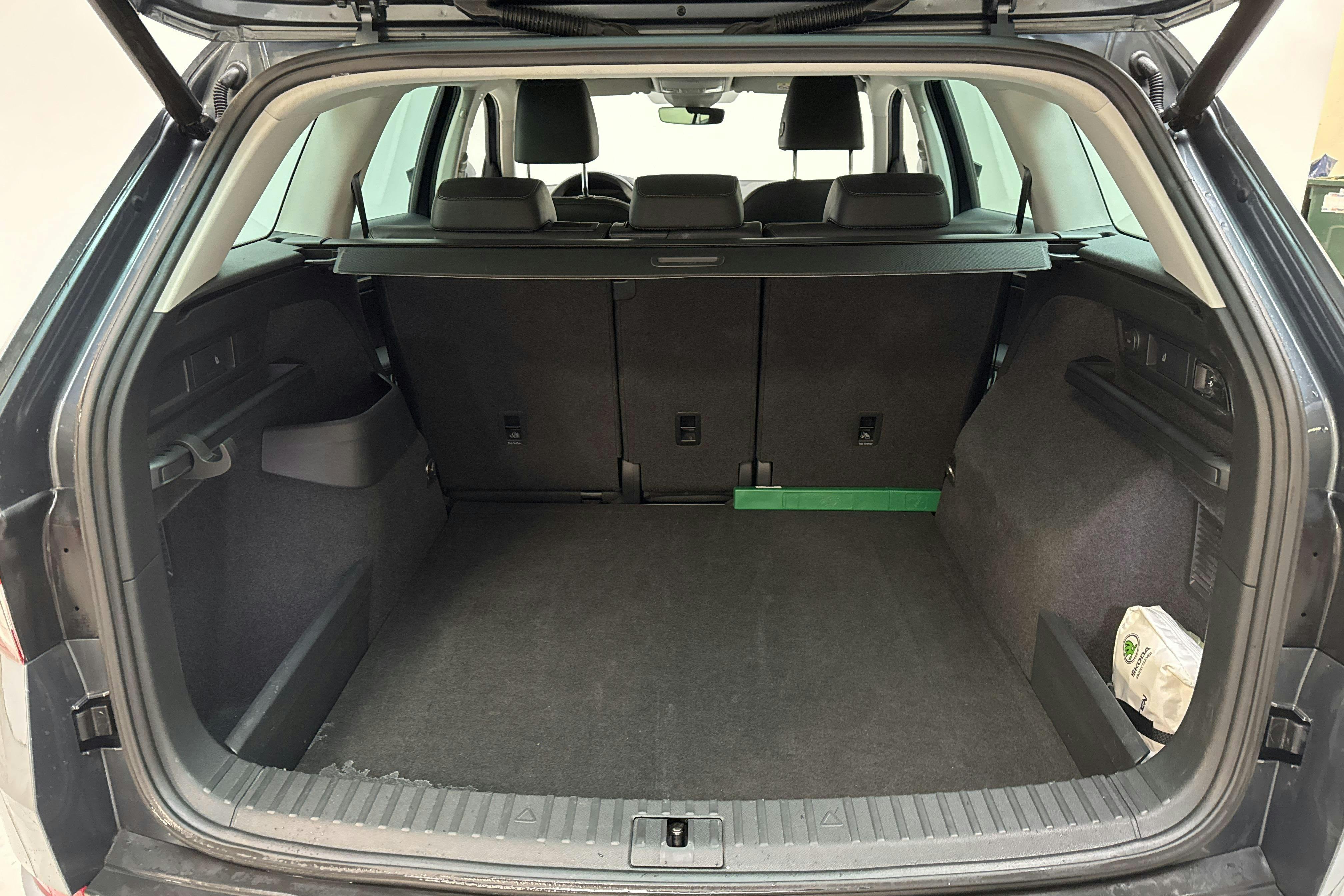 Skoda Kodiaq 2.0 TDI 4X4 (190hk) - 66 360 km - Automatyczna - szary - 2020