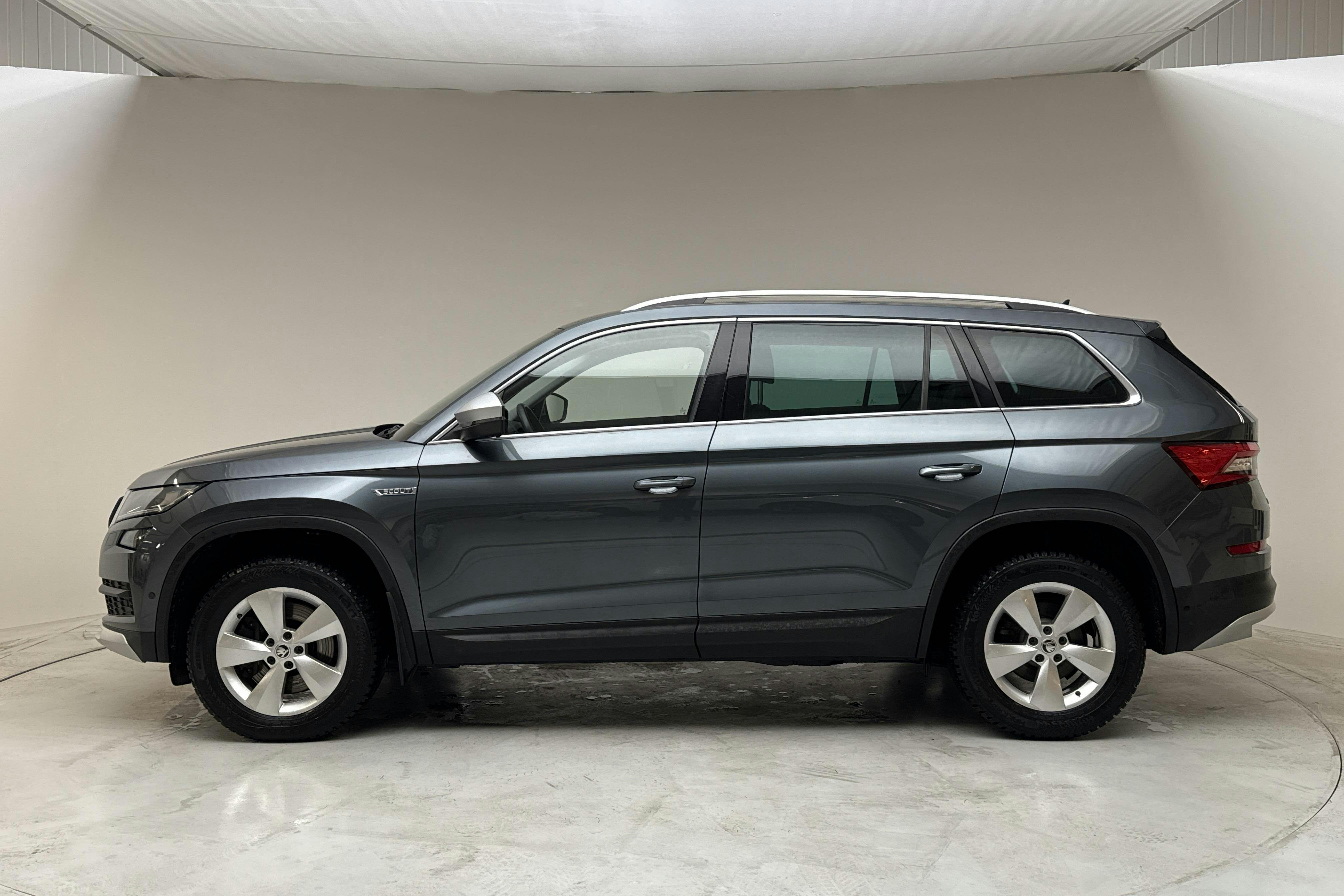 Skoda Kodiaq 2.0 TDI 4X4 (190hk) - 66 360 km - Automatyczna - szary - 2020