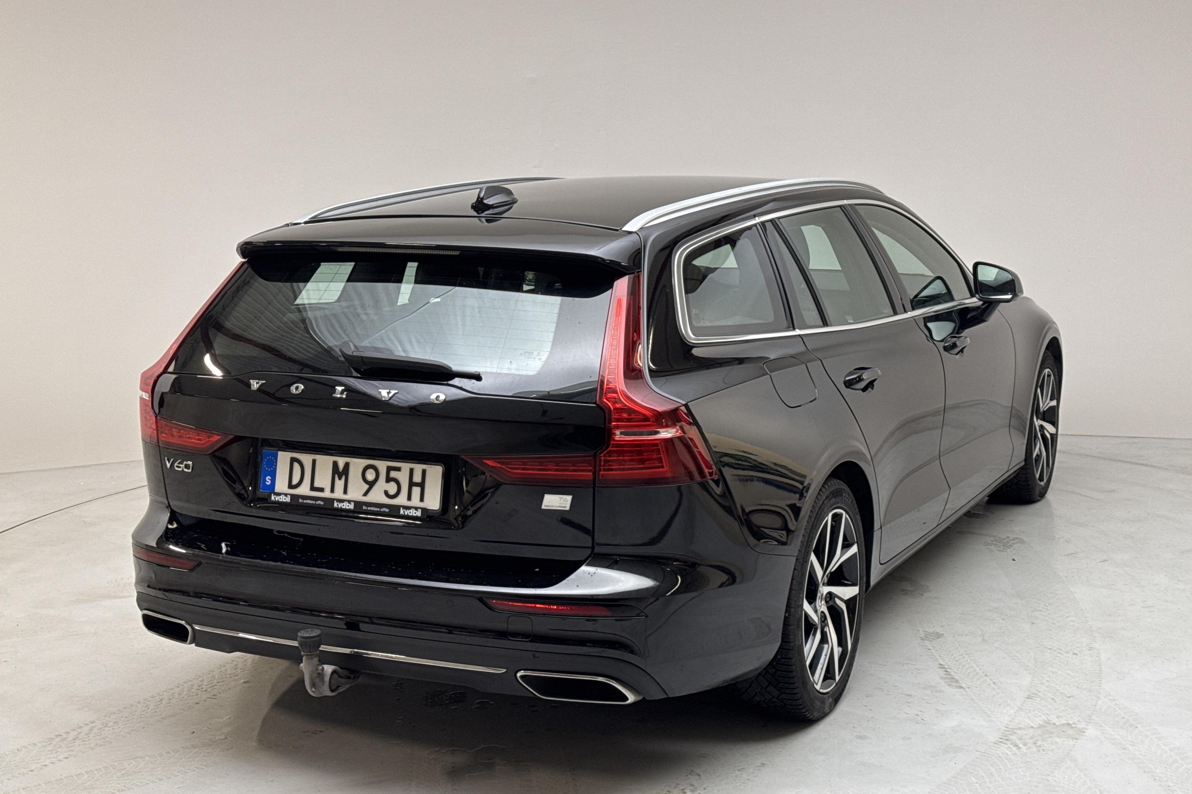 Volvo V60 T6 AWD Twin Engine (340hk) - 80 010 km - Automatyczna - czarny - 2022