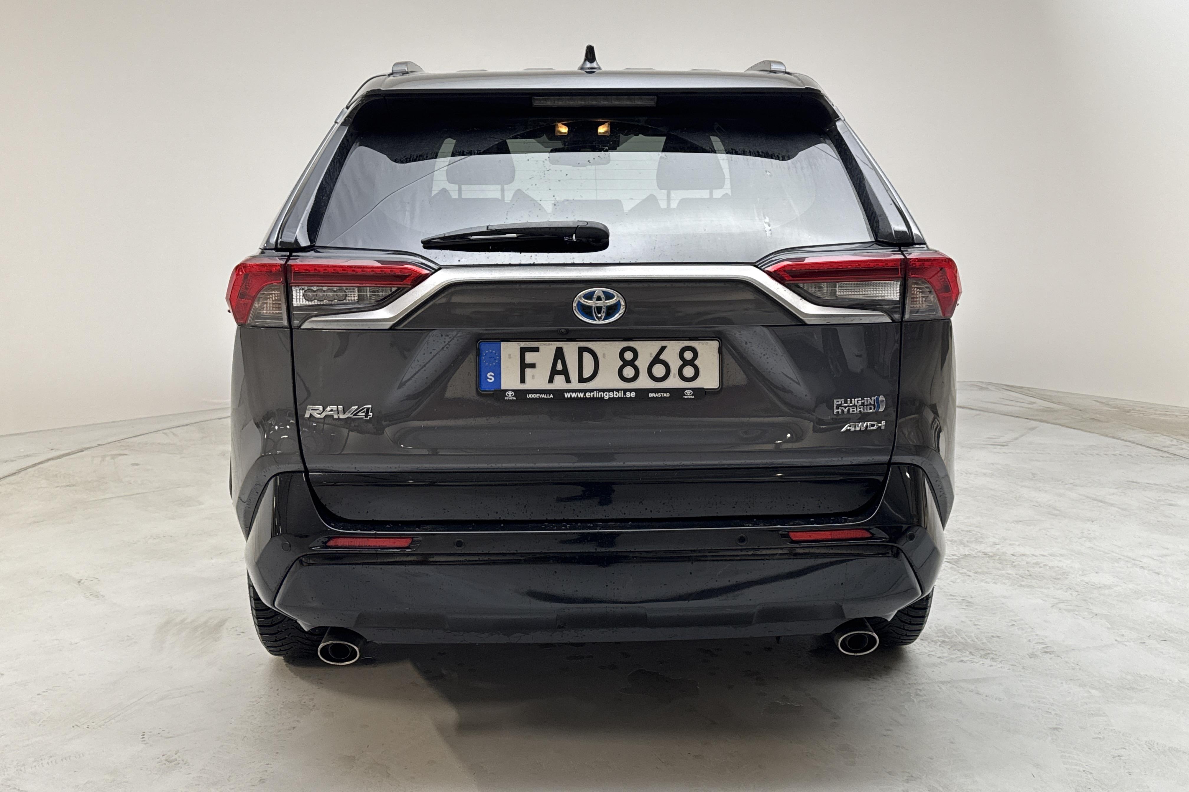 Toyota RAV4 2.5 Plug-in Hybrid AWD (306hk) - 7 919 mil - Automat - grå - 2021