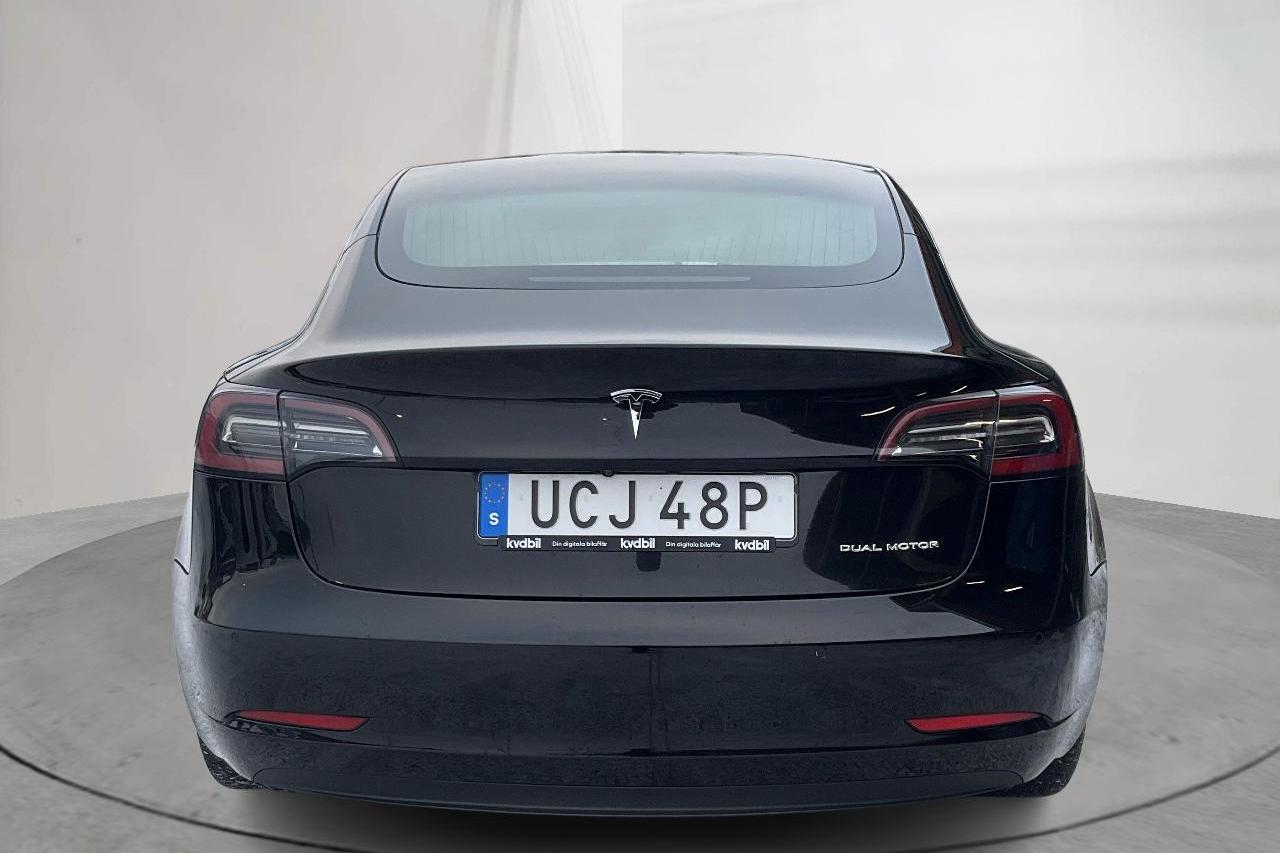 Tesla Model 3 Long Range Dual Motor AWD - 15 642 mil - Automat - svart - 2019