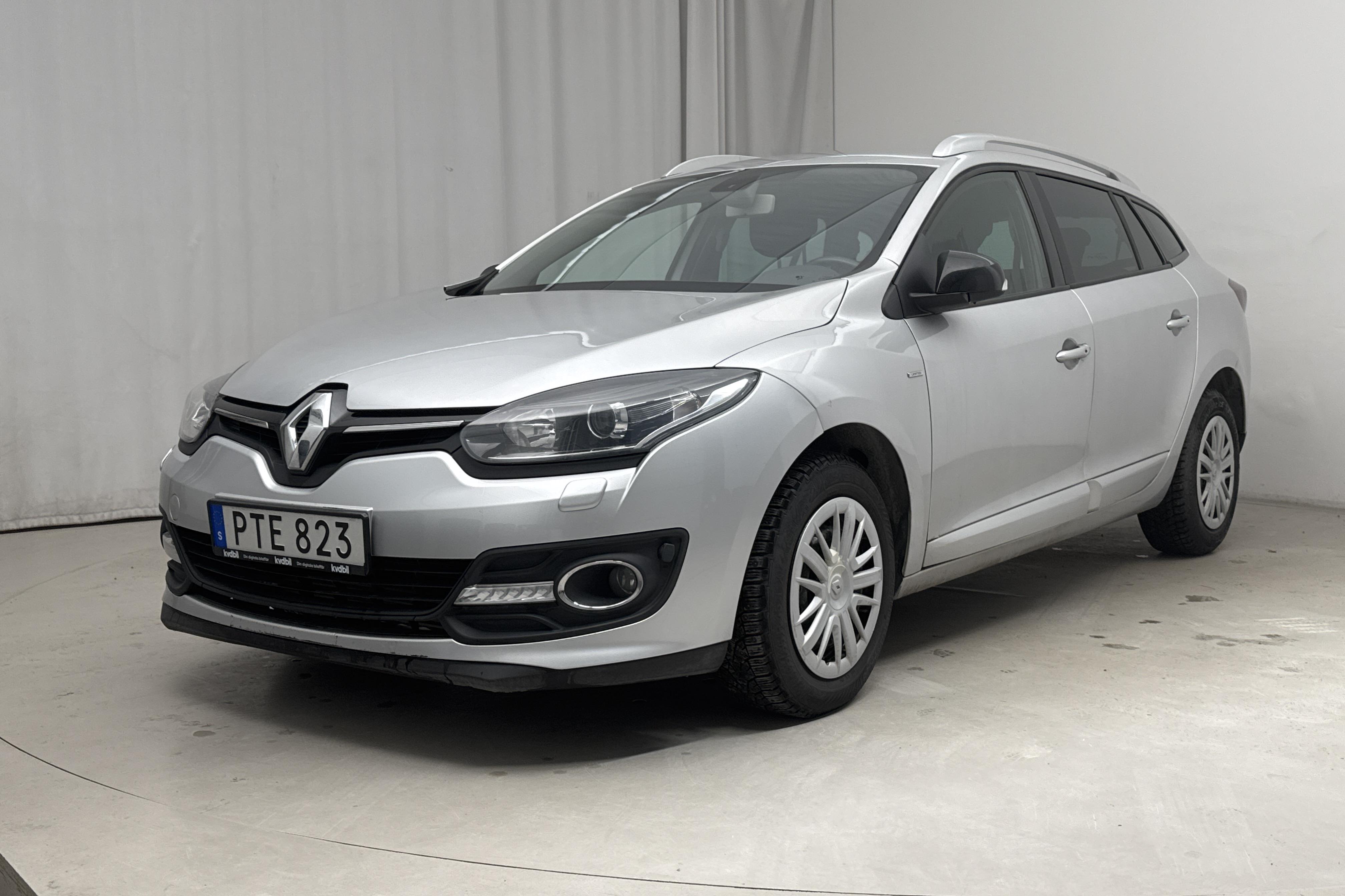 Renault Mégane Phas III 1.5 dCi Sports Tourer (110hk) - 14 445 mil - Manuell - silver - 2015