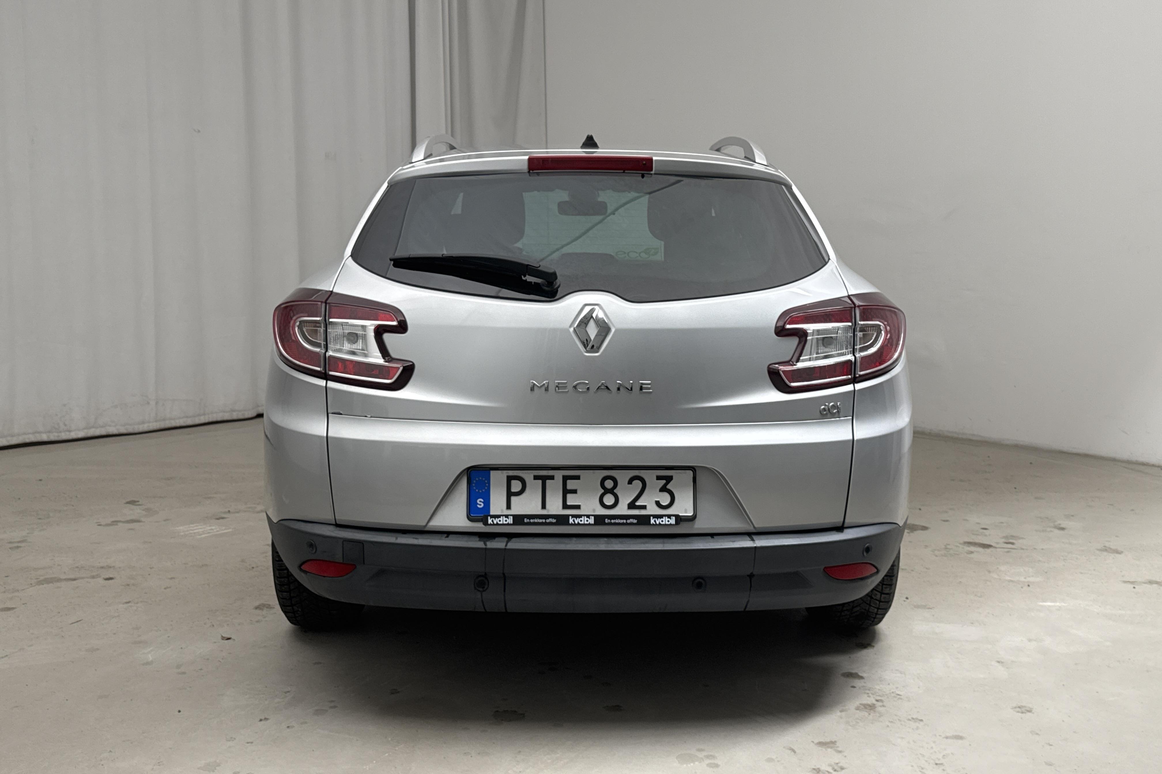 Renault Mégane Phas III 1.5 dCi Sports Tourer (110hk) - 14 445 mil - Manuell - silver - 2015