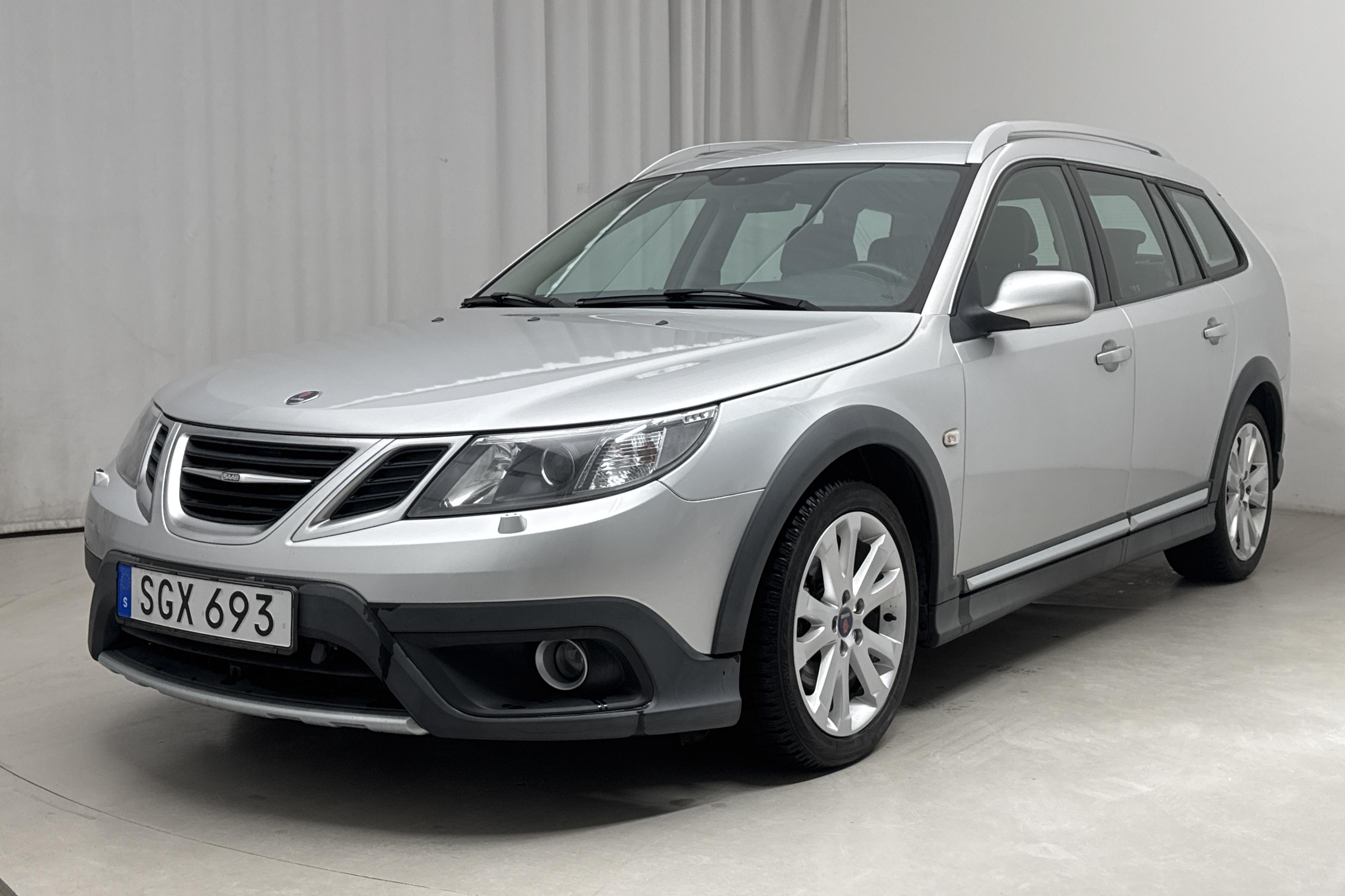 Saab 9-3X 1.9TTiD (180hk) - 14 954 mil - Manuell - grå - 2011