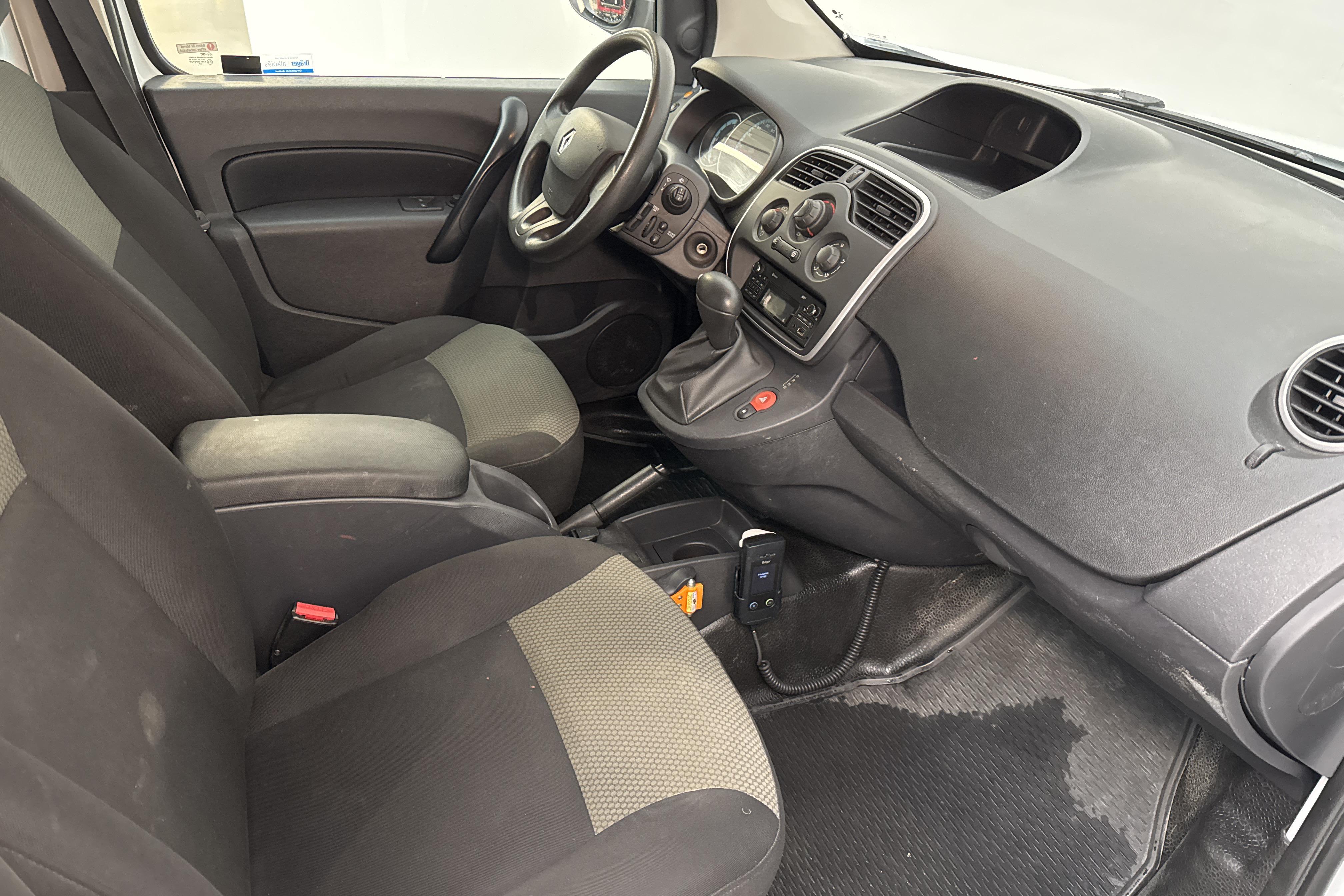 Renault Kangoo Z.E Power Plus 33 kWh Maxi Skåp (60hk) - 17 640 km - Automatyczna - biały - 2019