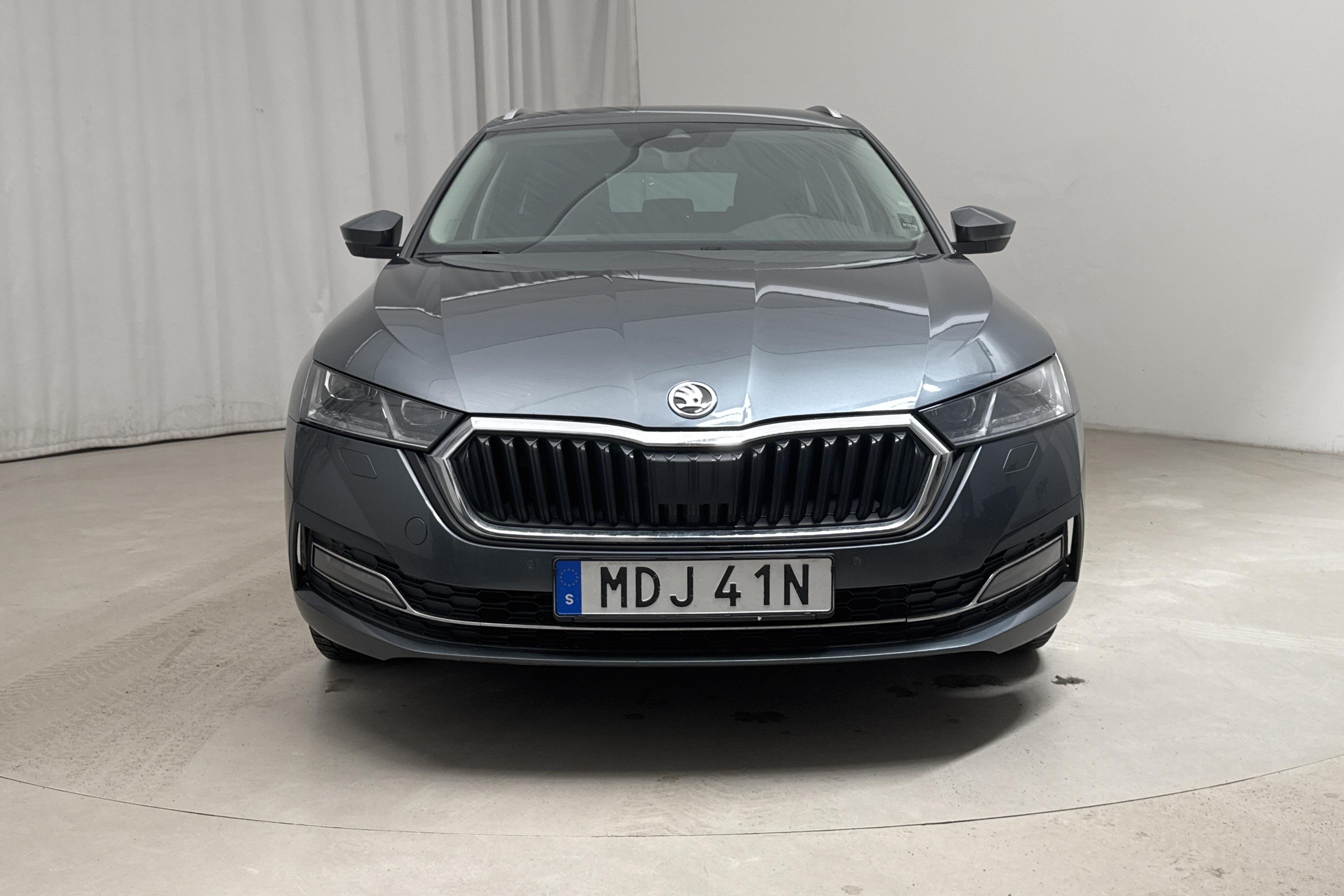 Skoda Octavia 1.4 iV PHEV Combi (204hk) - 91 240 km - Automatic - gray - 2021