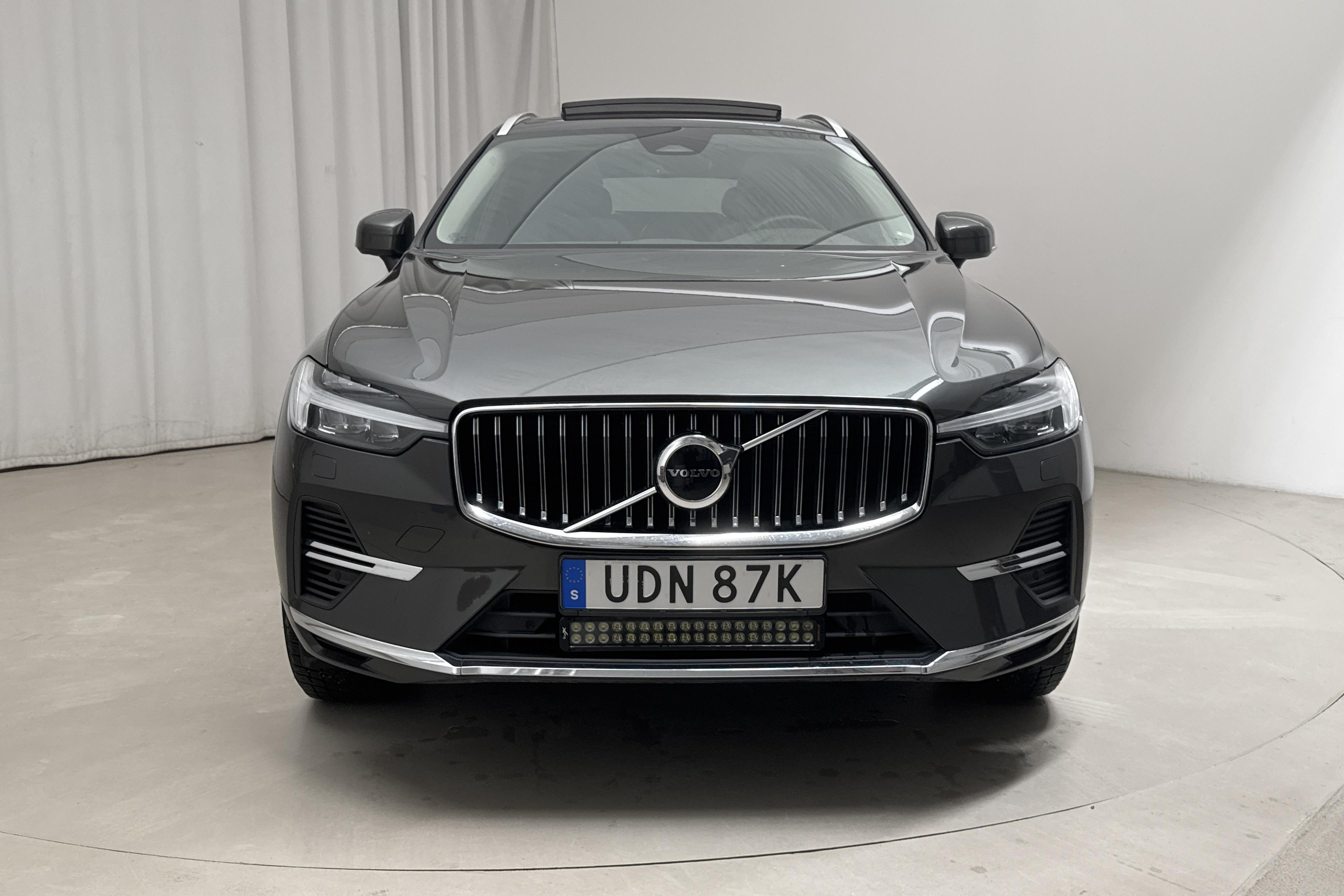 Volvo XC60 T6 AWD Recharge (340hk) - 10 556 mil - Automat - Dark Grey - 2022