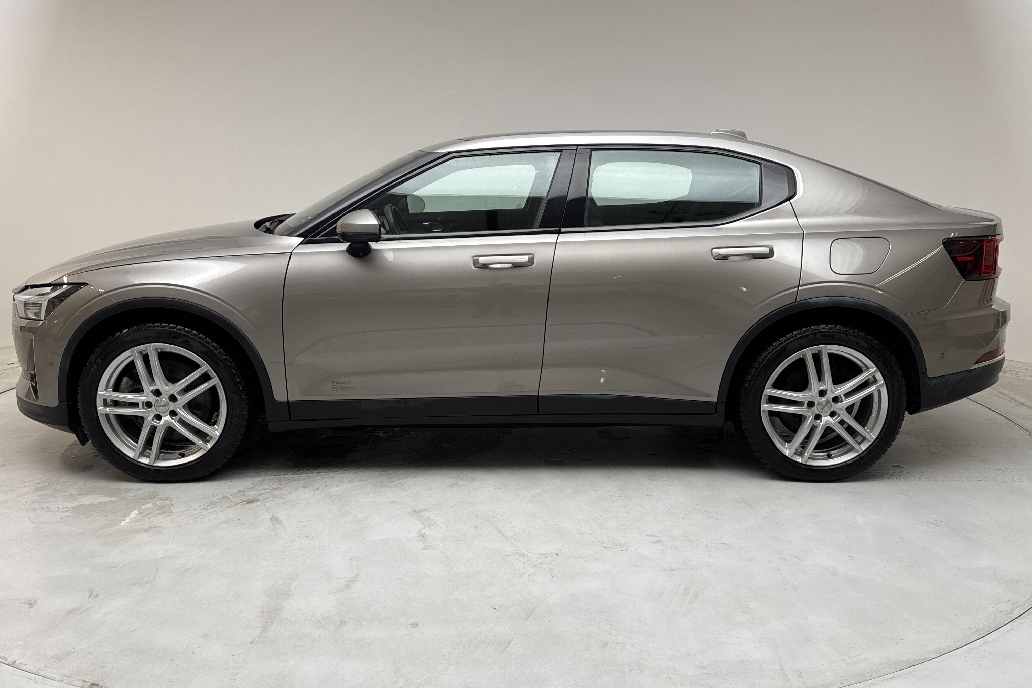 Polestar 2 Long range Single motor (231hk) - 95 300 km - Automatic - gray - 2022