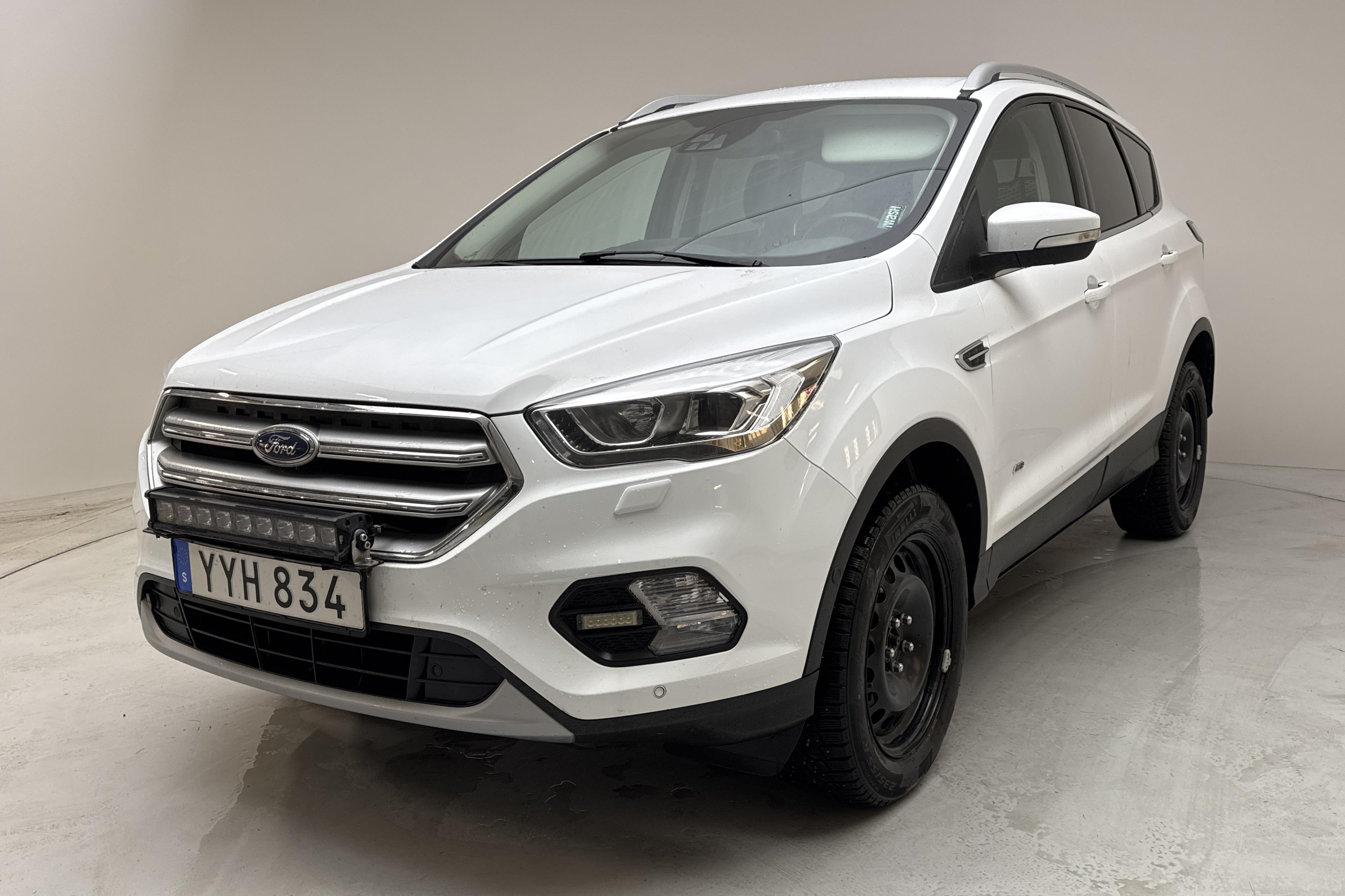 Ford Kuga 1.5 EcoBoost AWD (180hk) - 38 300 km - Automatic - white - 2018