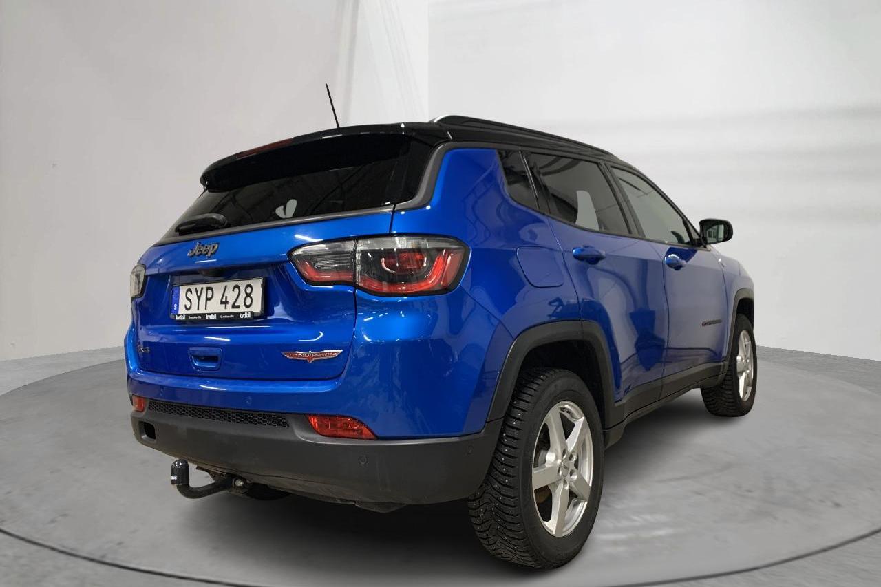 JEEP Compass 2.0 4WD (170hk) - 8 756 mil - Automat - blå - 2019