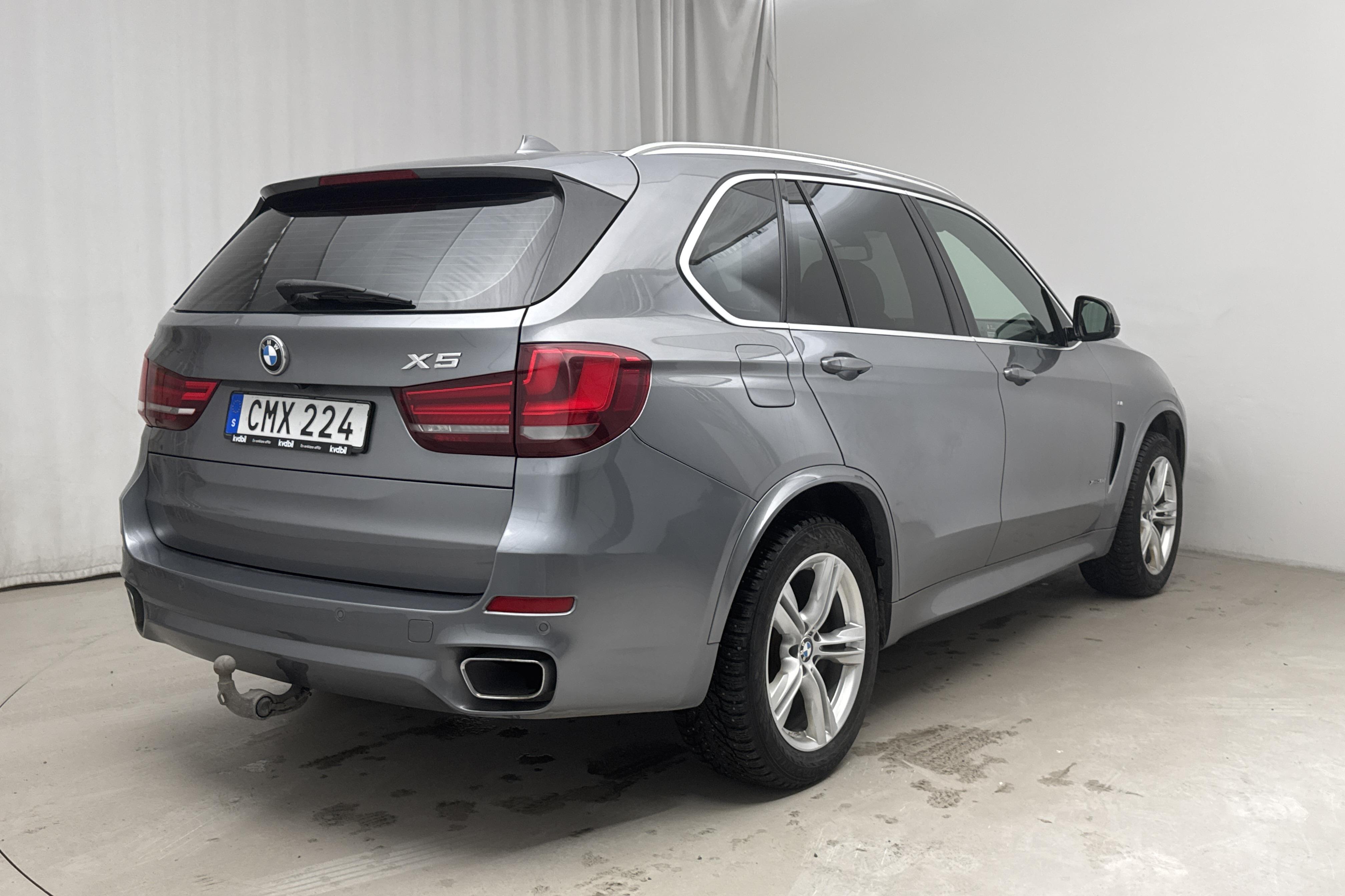 BMW X5 xDrive30d, F15 (258hk) - 113 980 km - Automatyczna - szary - 2018