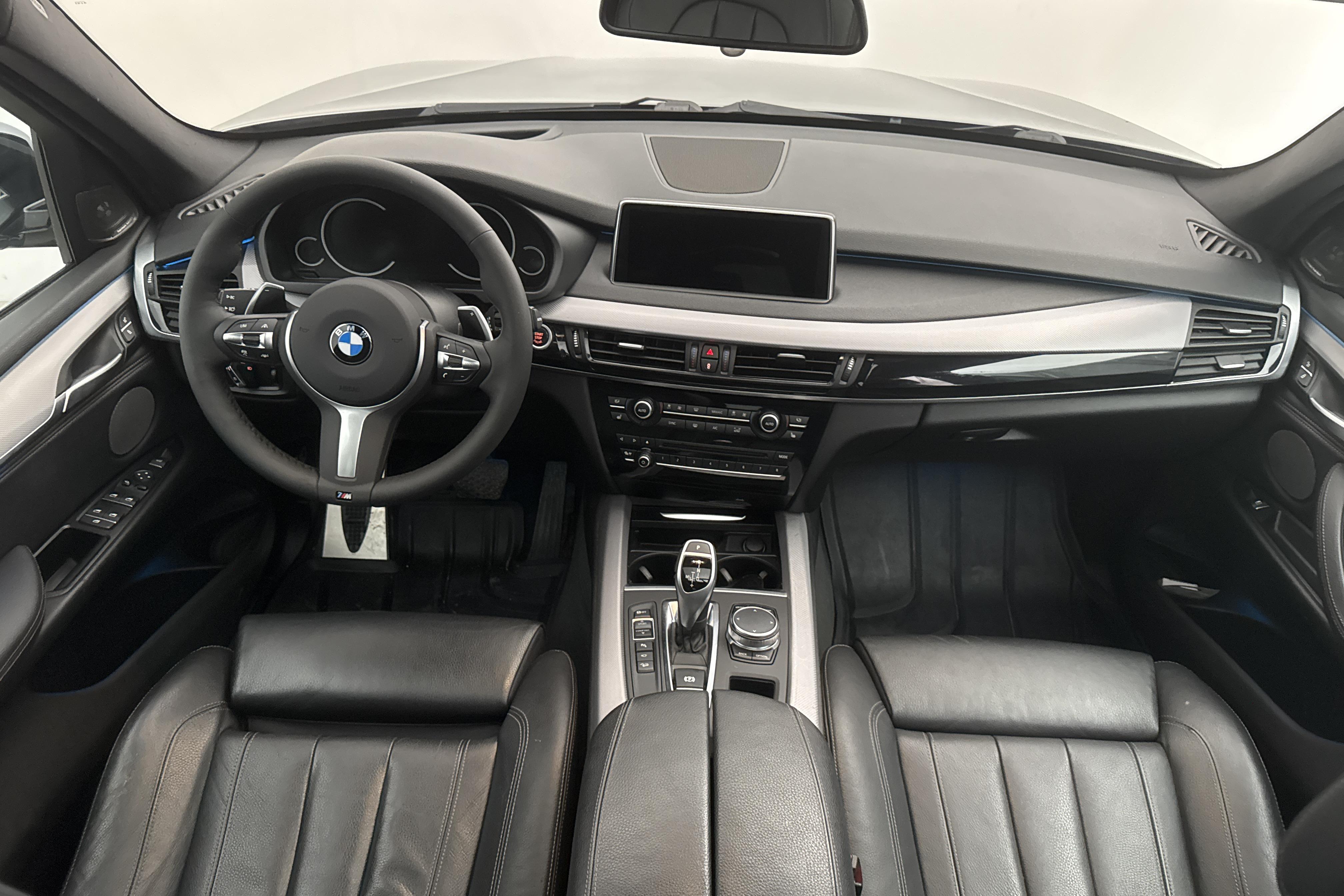 BMW X5 xDrive30d, F15 (258hk) - 113 980 km - Automatyczna - szary - 2018