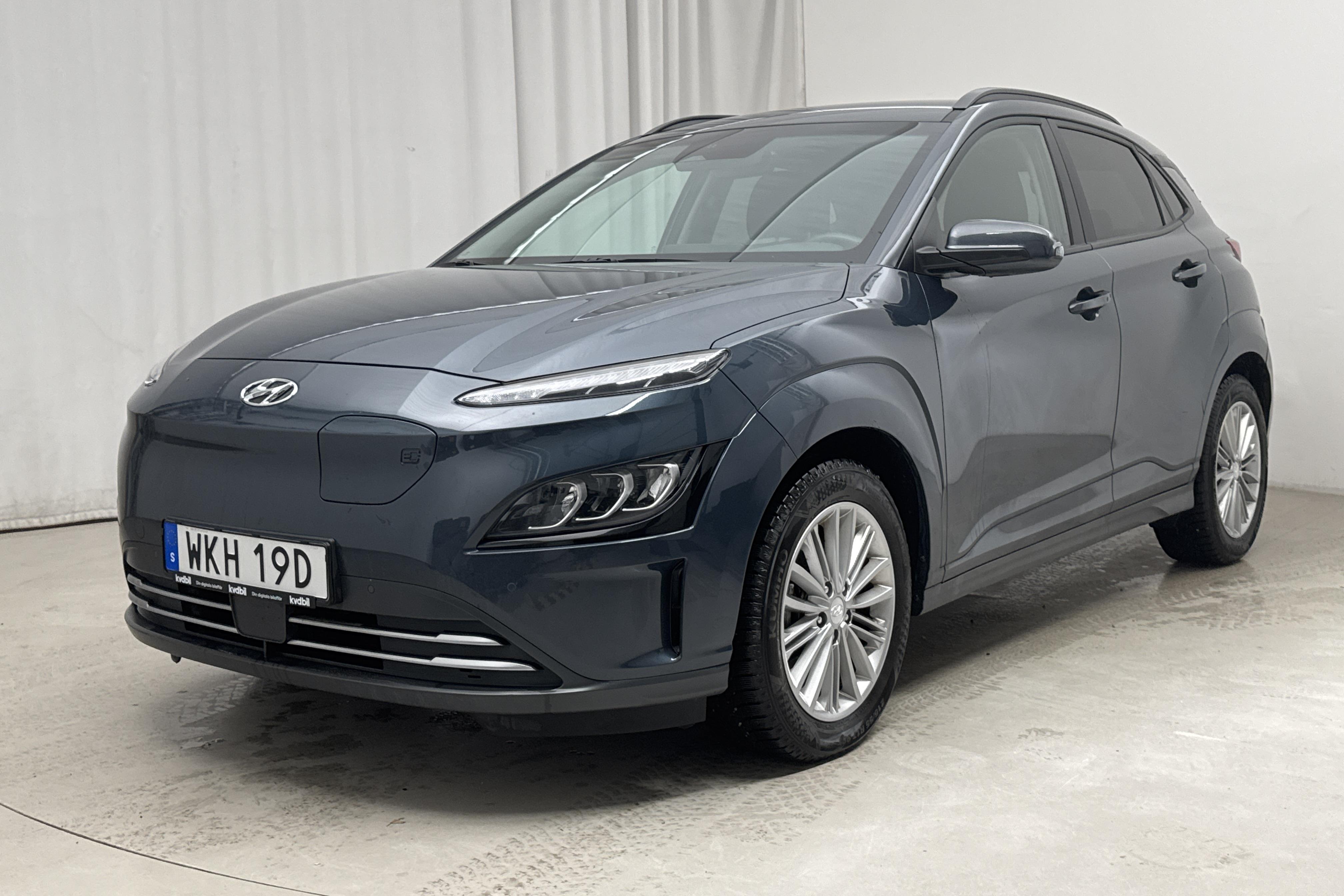 Hyundai Kona Electric Standard Range 39kWh (136hk) - 24 650 km - Automaatne - sinine - 2022