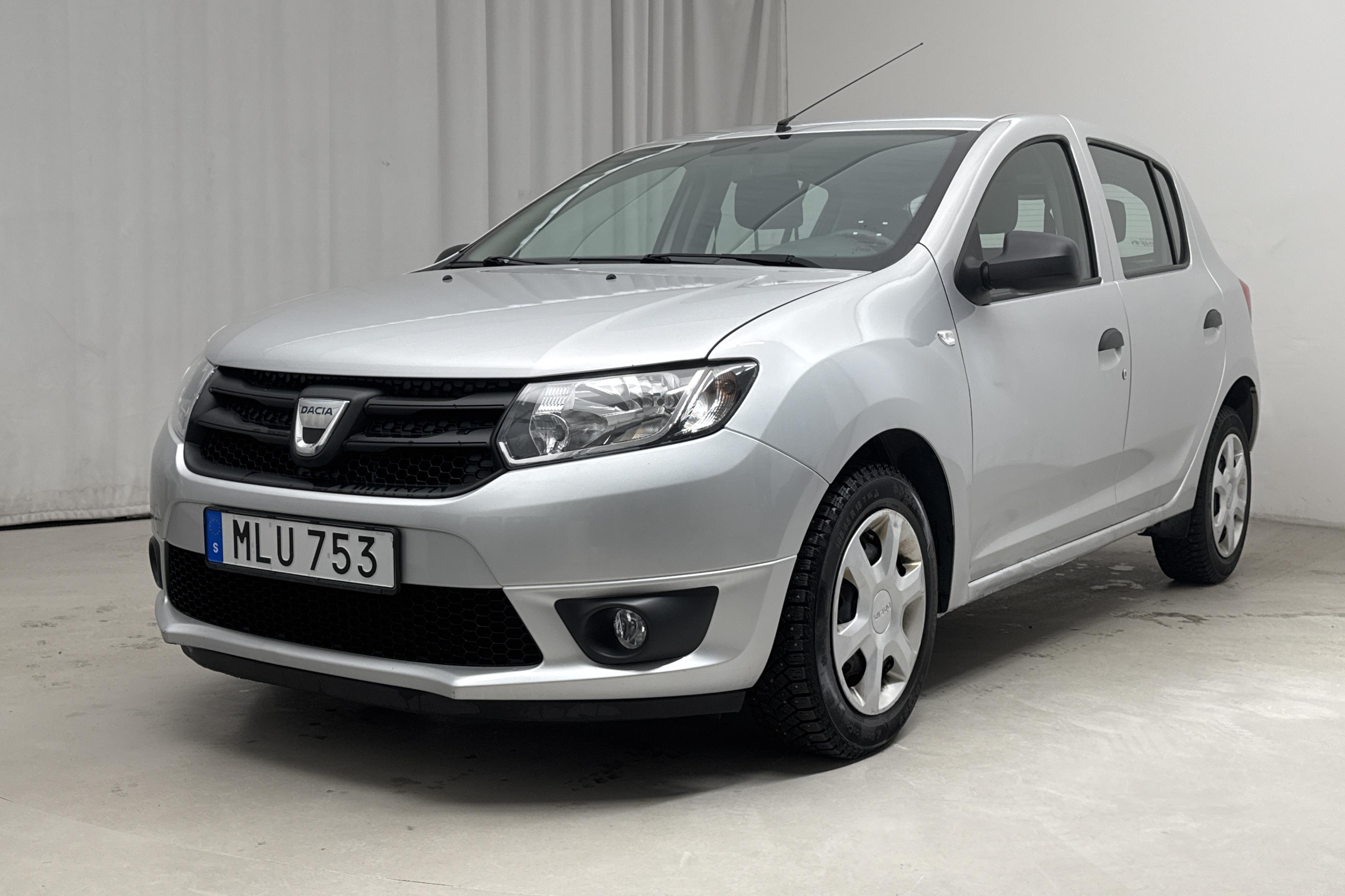 Dacia Sandero 0.9 TCe (90hk) - 66 040 km - Manual - silver - 2015