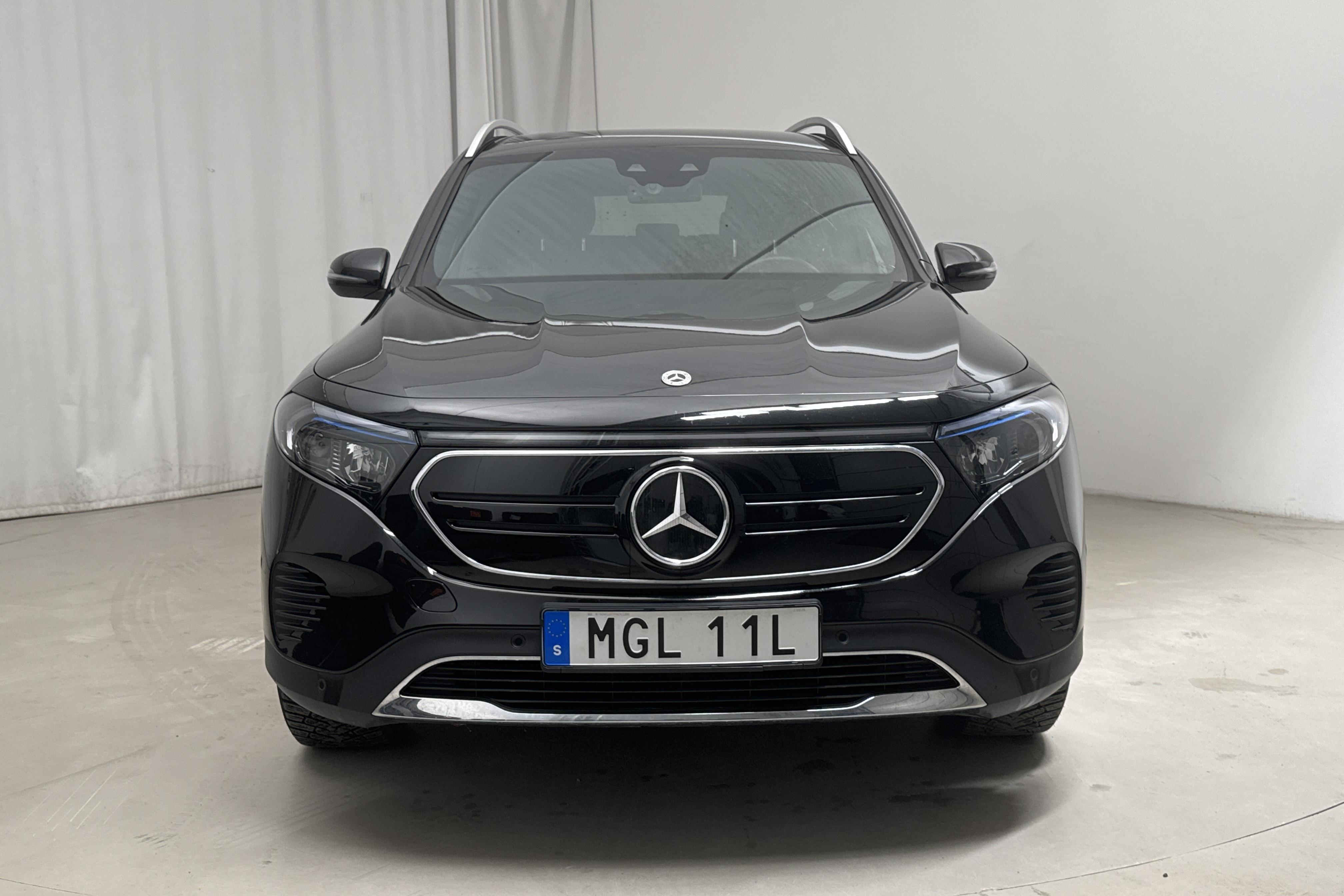 Mercedes EQB 300 4MATIC X243 (228hk) - 50 270 km - Automaattinen - musta - 2023