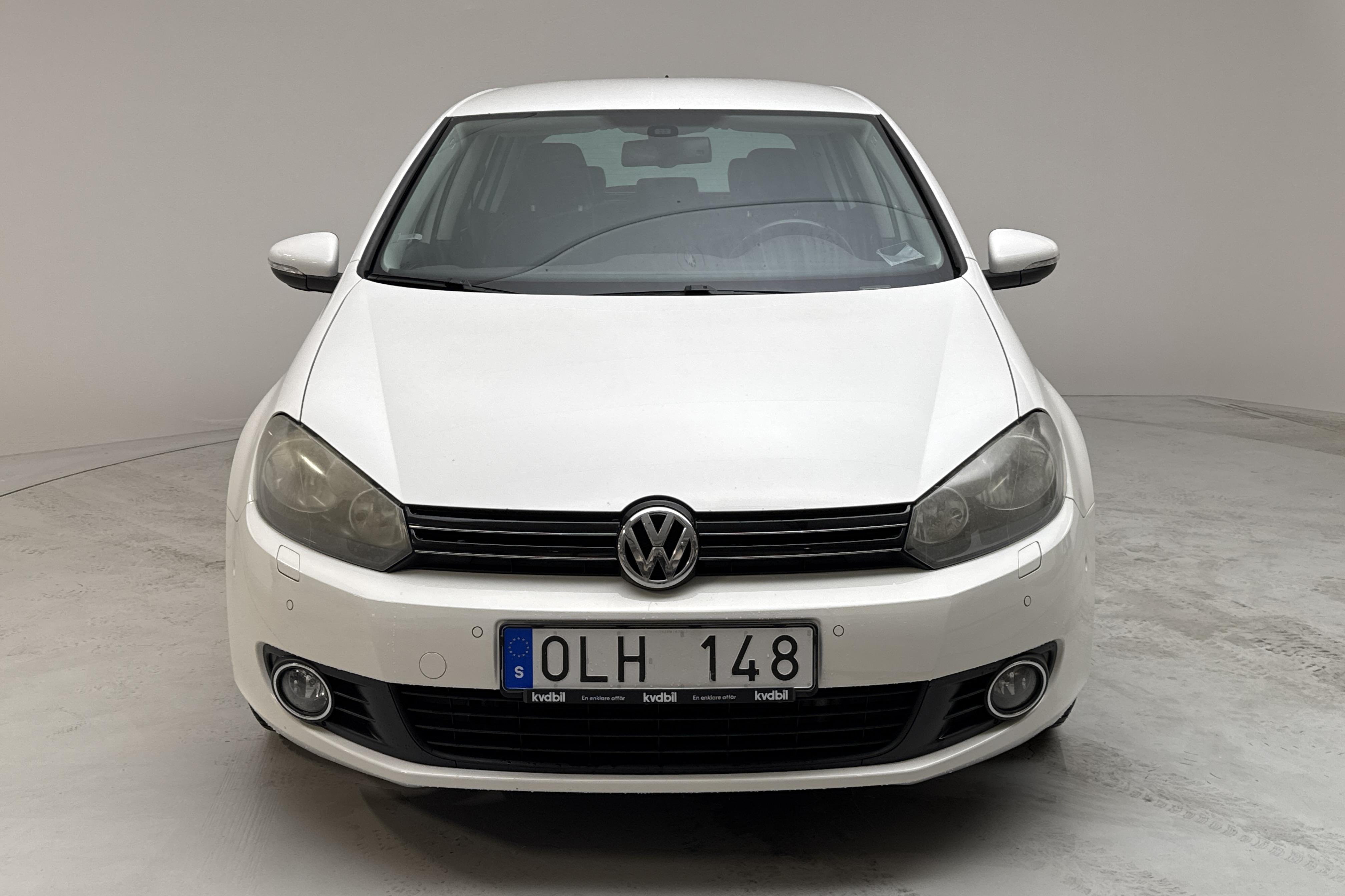 VW Golf VI 1.6 TDI BlueMotion Technology 5dr (105hk) - 14 330 mil - Automat - vit - 2011