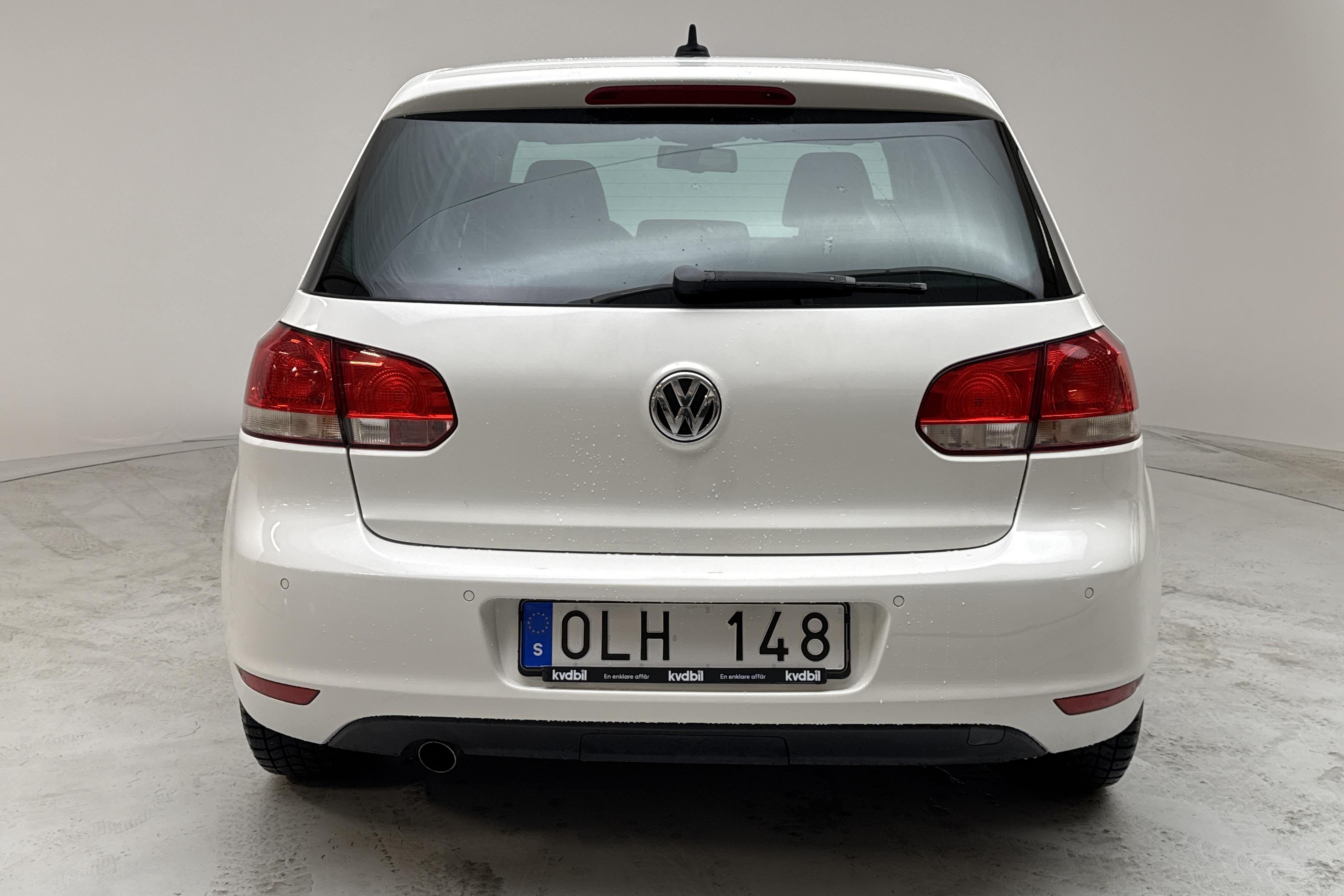 VW Golf VI 1.6 TDI BlueMotion Technology 5dr (105hk) - 14 330 mil - Automat - vit - 2011