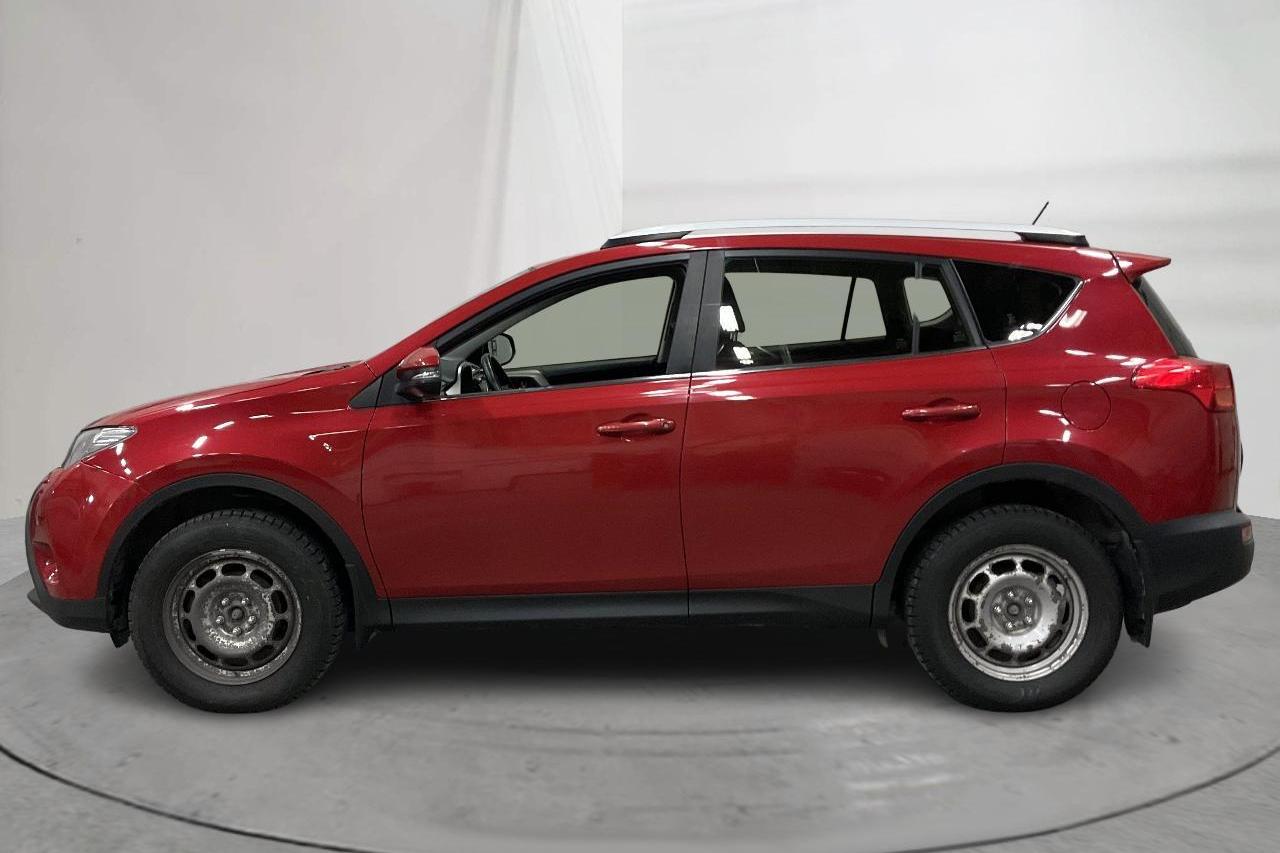 Toyota RAV4 2.2 D-4D DPF (150hk) - 157 750 km - Manual - Dark Red - 2015