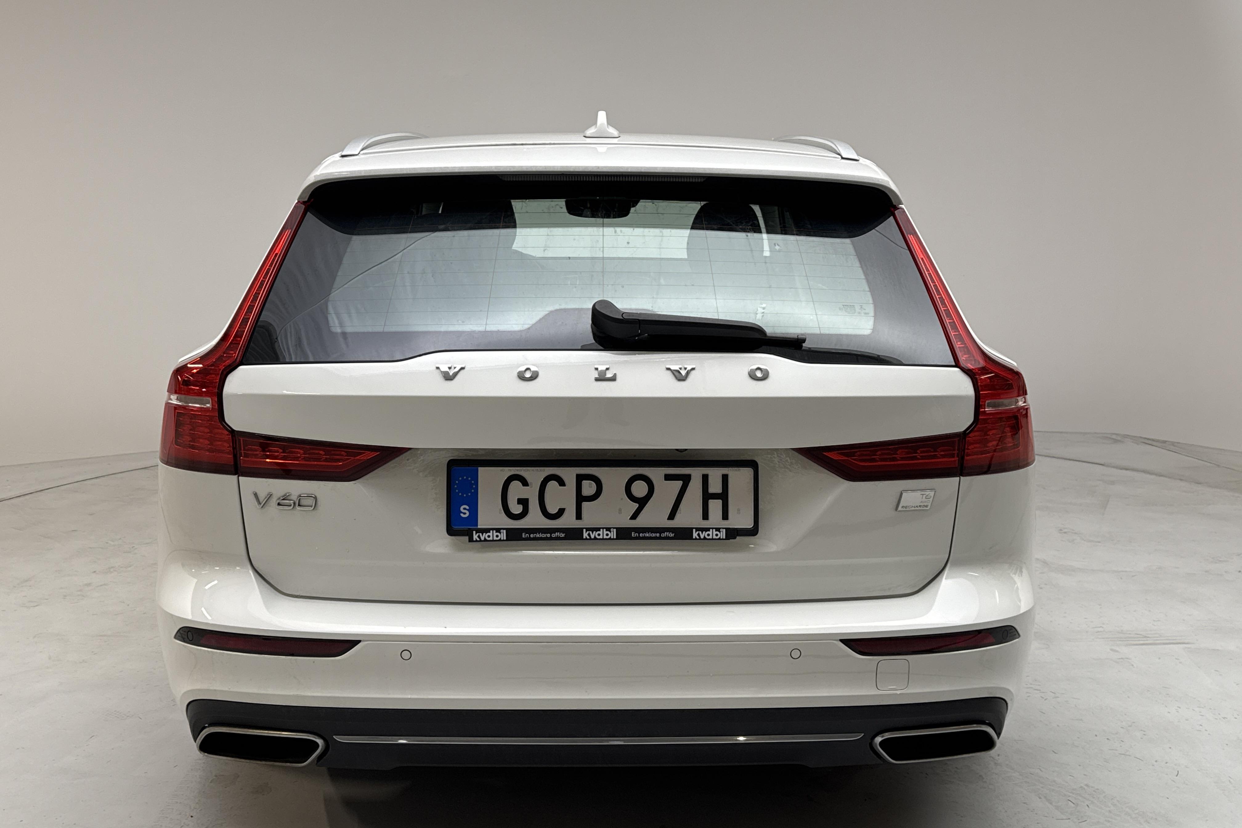 Volvo V60 T6 AWD Twin Engine (340hk) - 40 260 km - Automatic - white - 2022