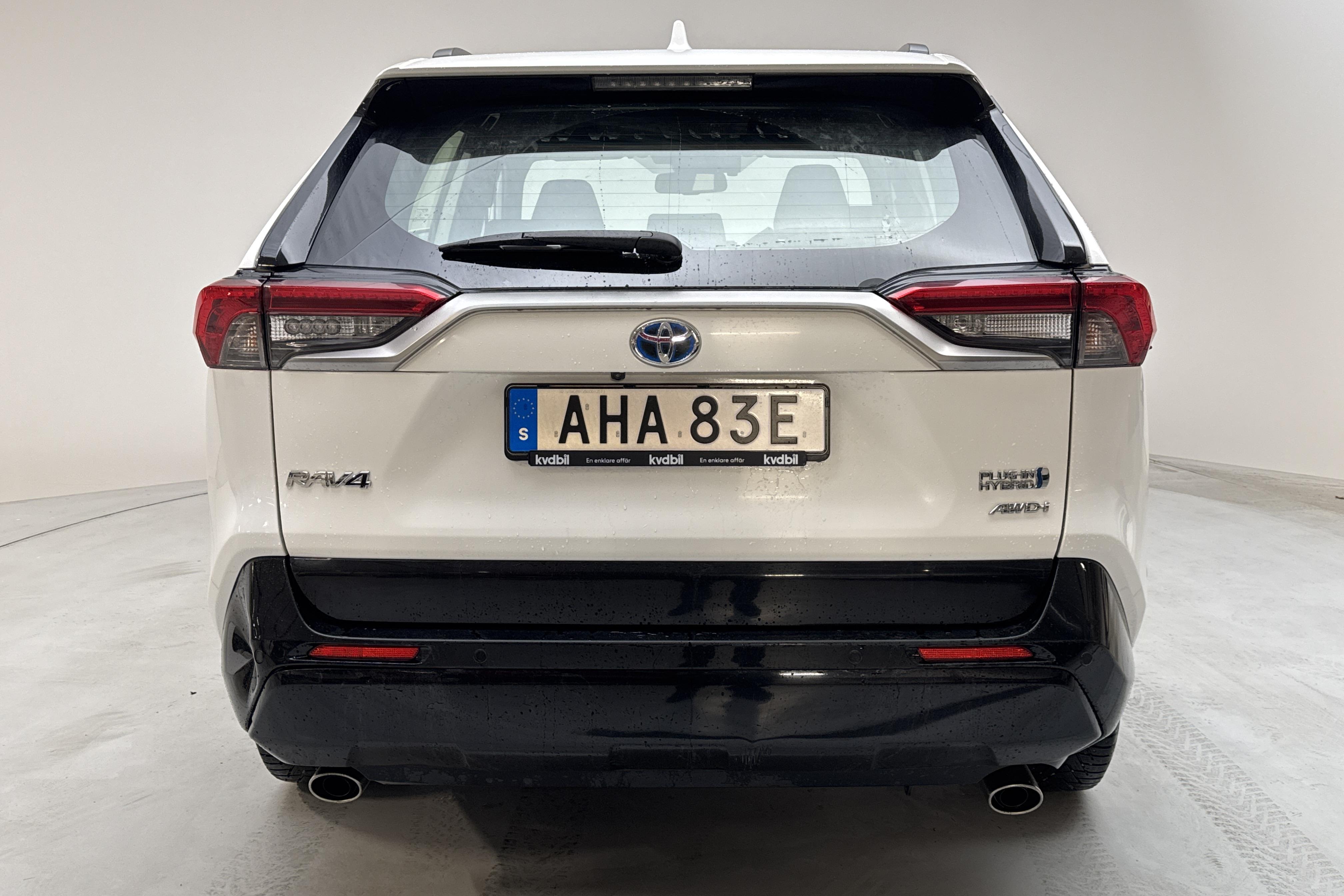 Toyota RAV4 2.5 Plug-in Hybrid AWD (306hk) - 12 384 mil - Automat - vit - 2021