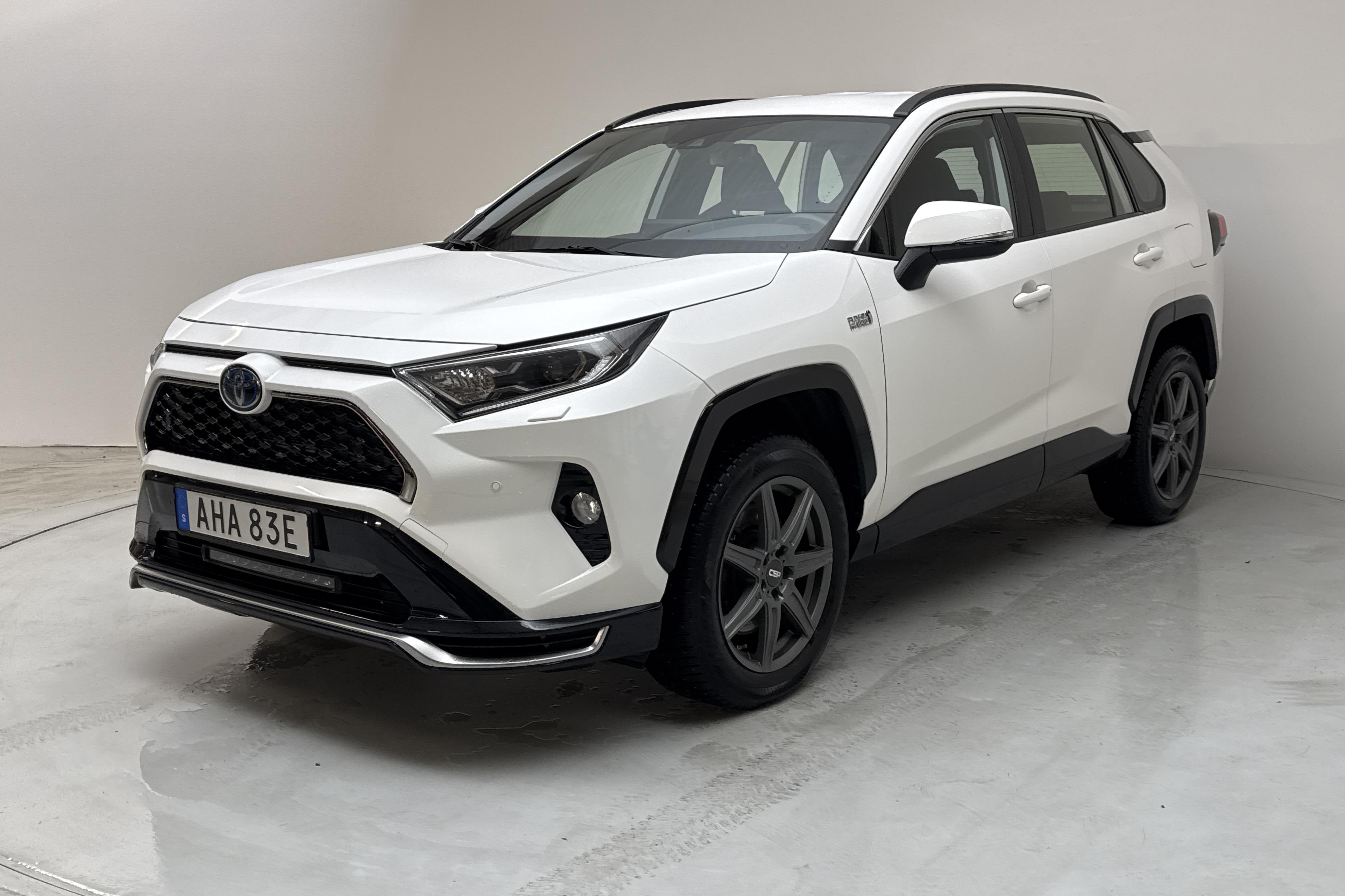 Toyota RAV4 2.5 Plug-in Hybrid AWD (306hk) - 12 384 mil - Automat - vit - 2021