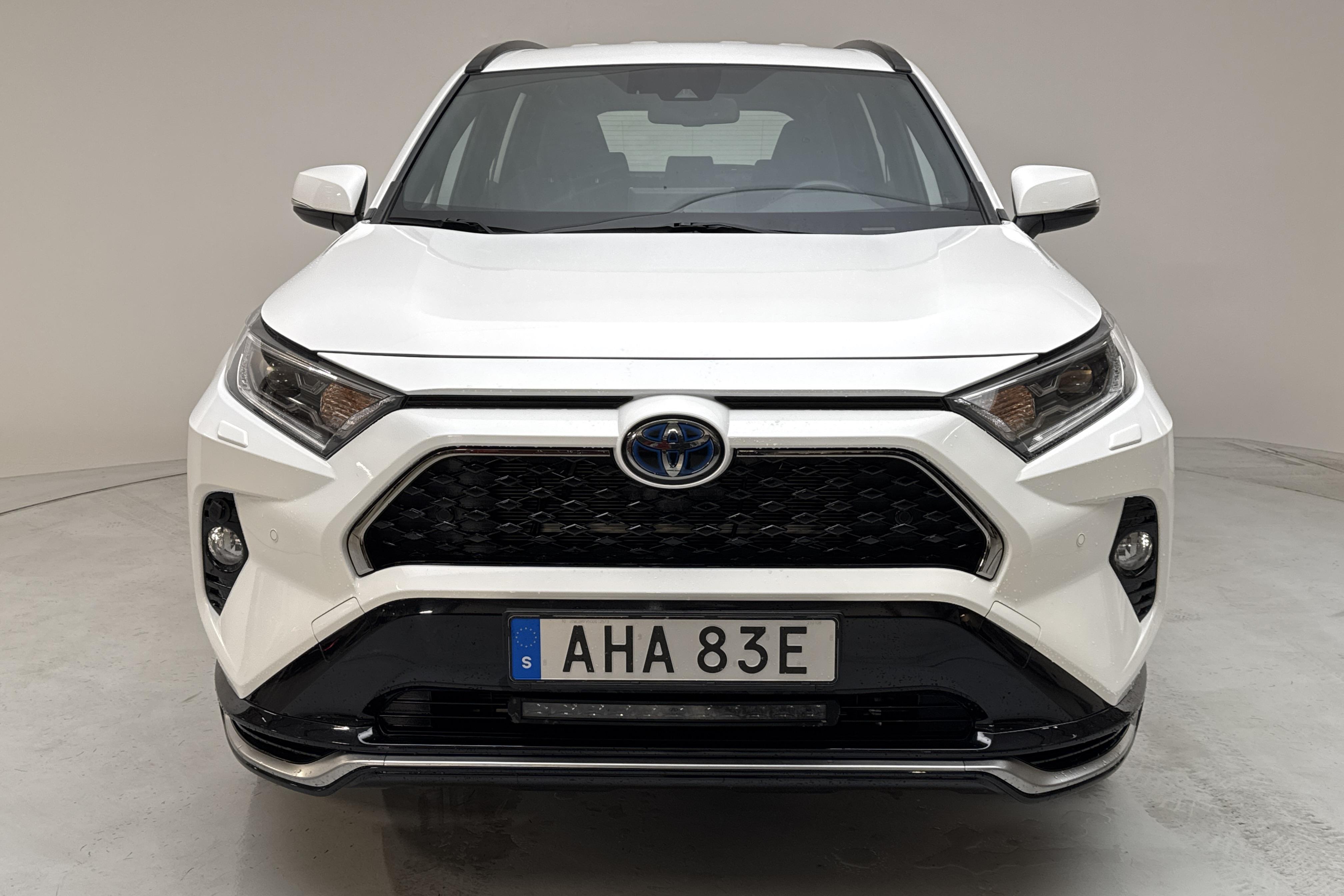 Toyota RAV4 2.5 Plug-in Hybrid AWD (306hk) - 12 384 mil - Automat - vit - 2021