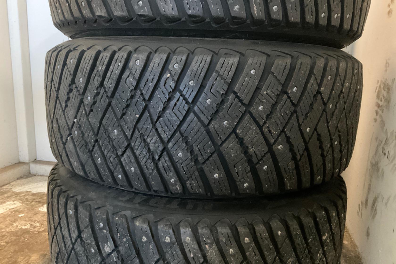 Vinterhjul (nr 3) GOODYEAR 225/50R17 - 0 km