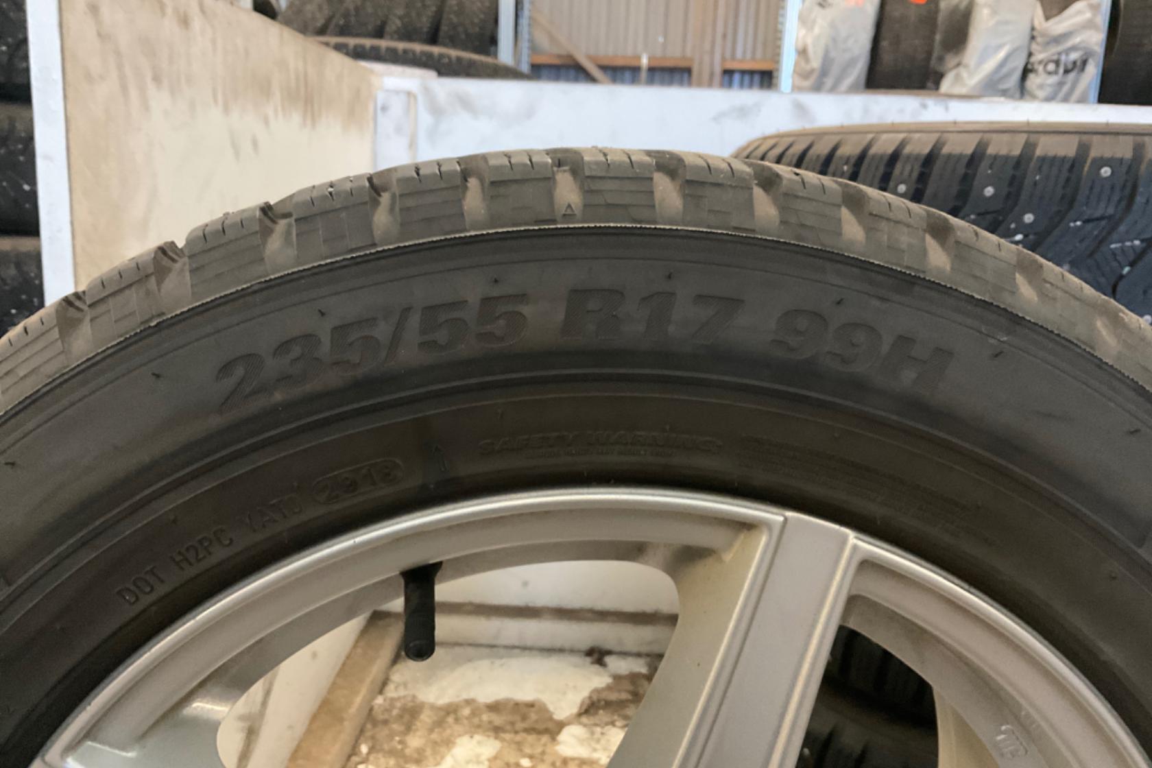 Vinterhjul (nr 7) KUMHO WINTERCRAFT ICE 235/55R17 - 0 km