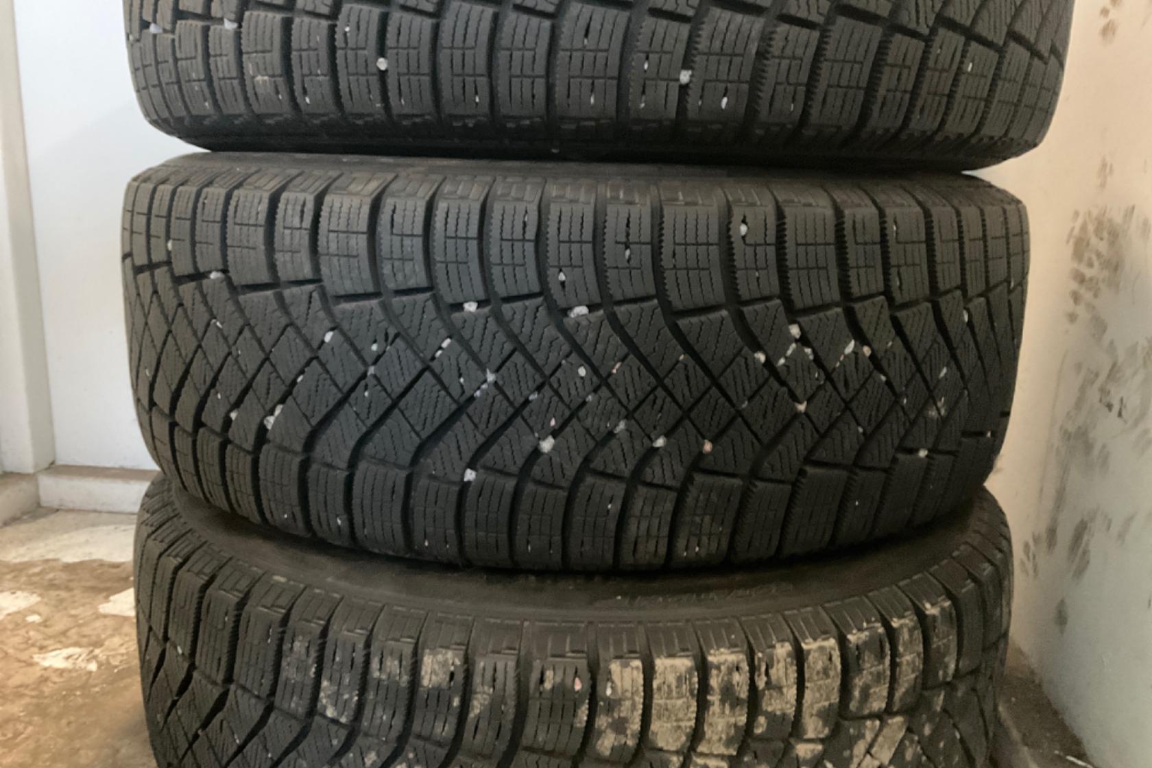 Vinterhjul (nr 9) PIRELLI ICE ZERO 225/55R17 - 0 km