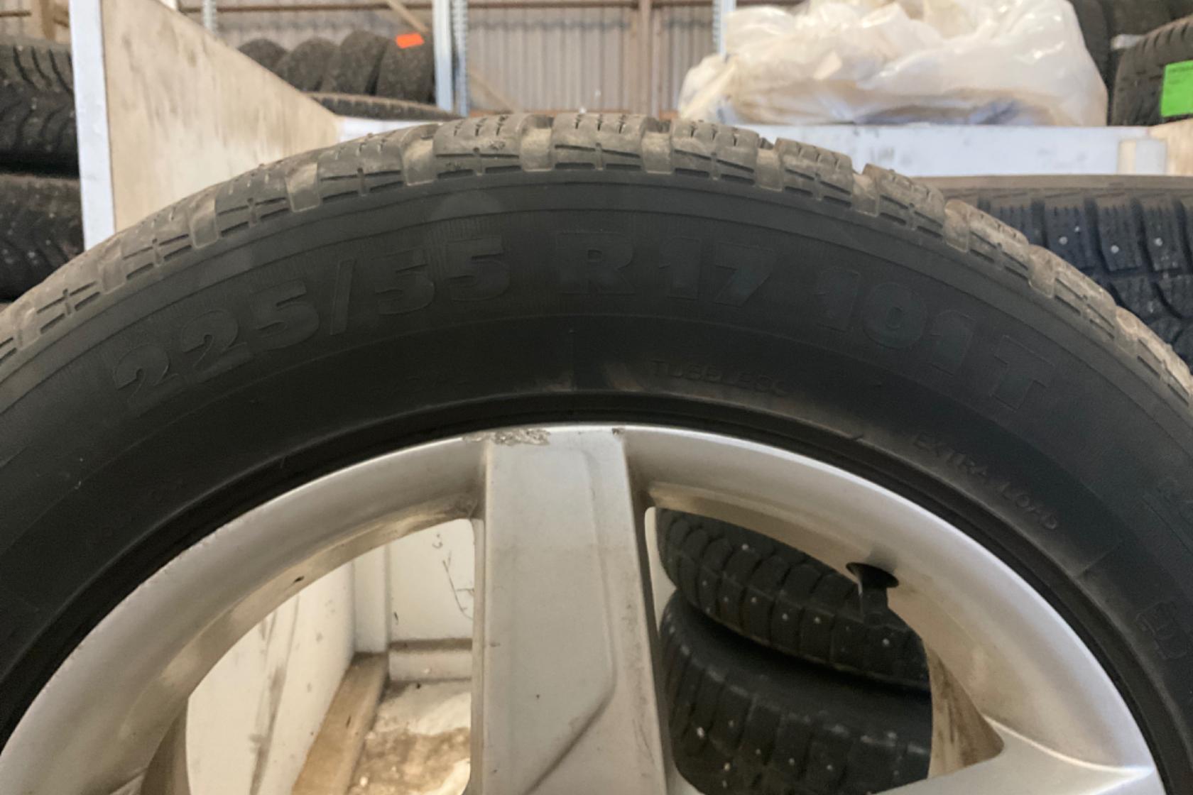 Vinterhjul (nr 17) KOMORAN EXTREME 225/55R17 - 0 km