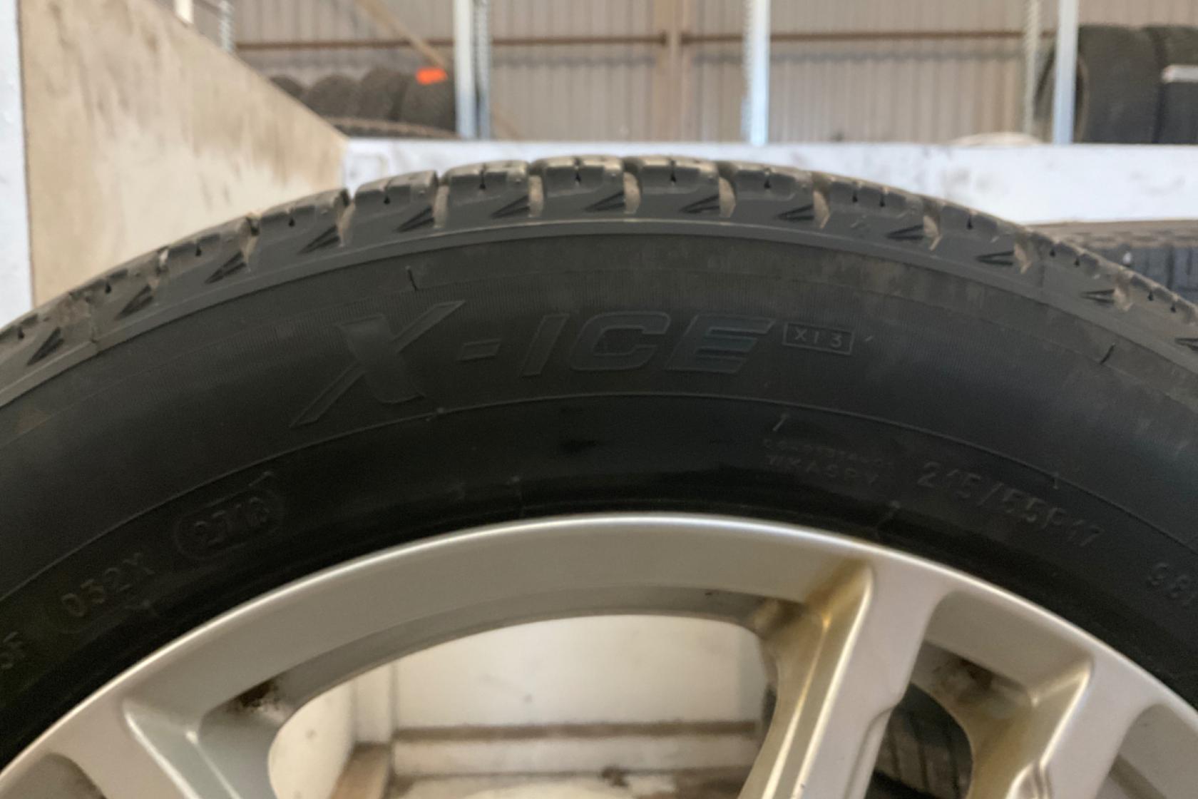 Vinterhjul (nr 21) MICHELIN X-ICE 215/55R17 - 0 km