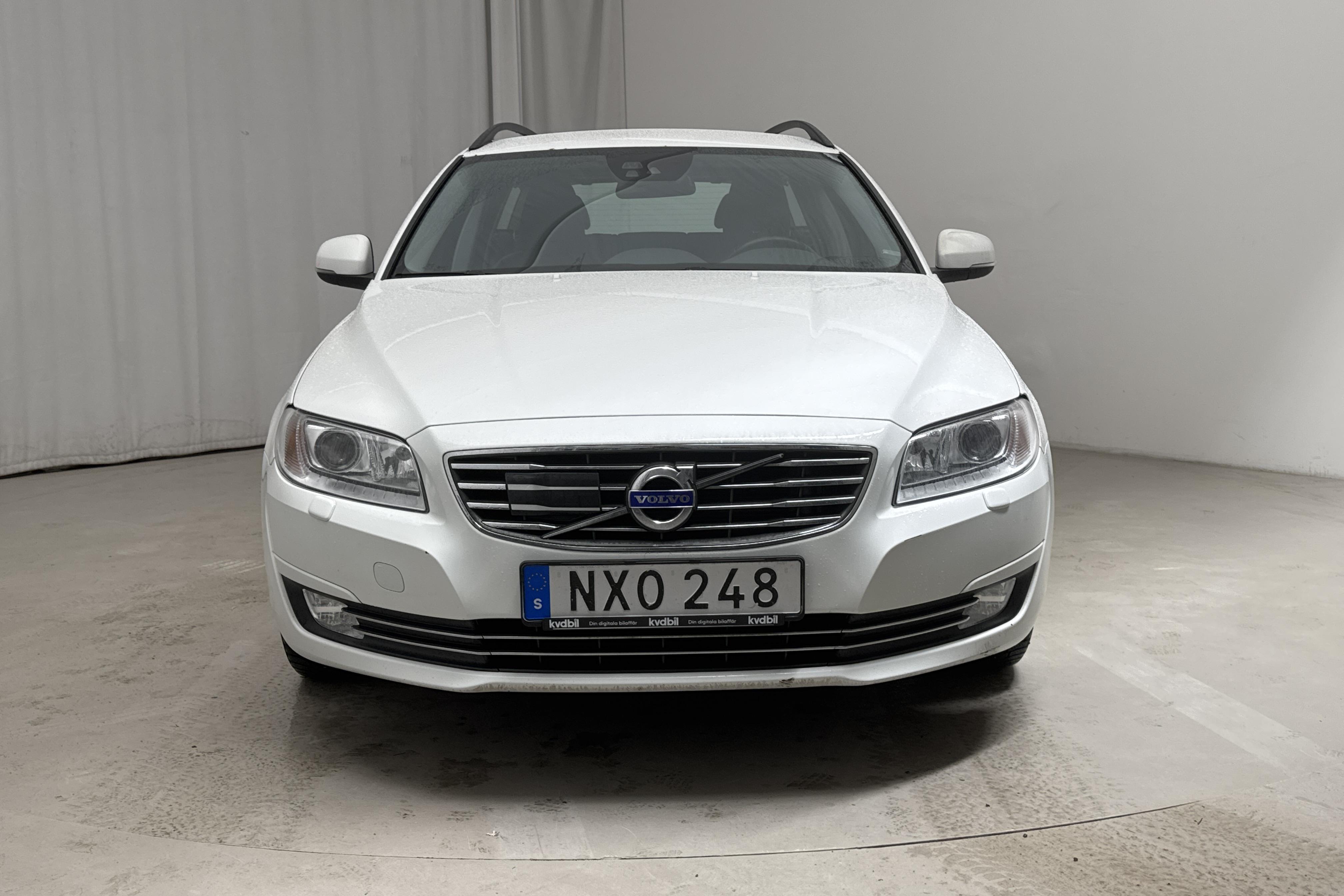 Volvo V70 II D3 (150hk) - 188 530 km - Automatic - white - 2016