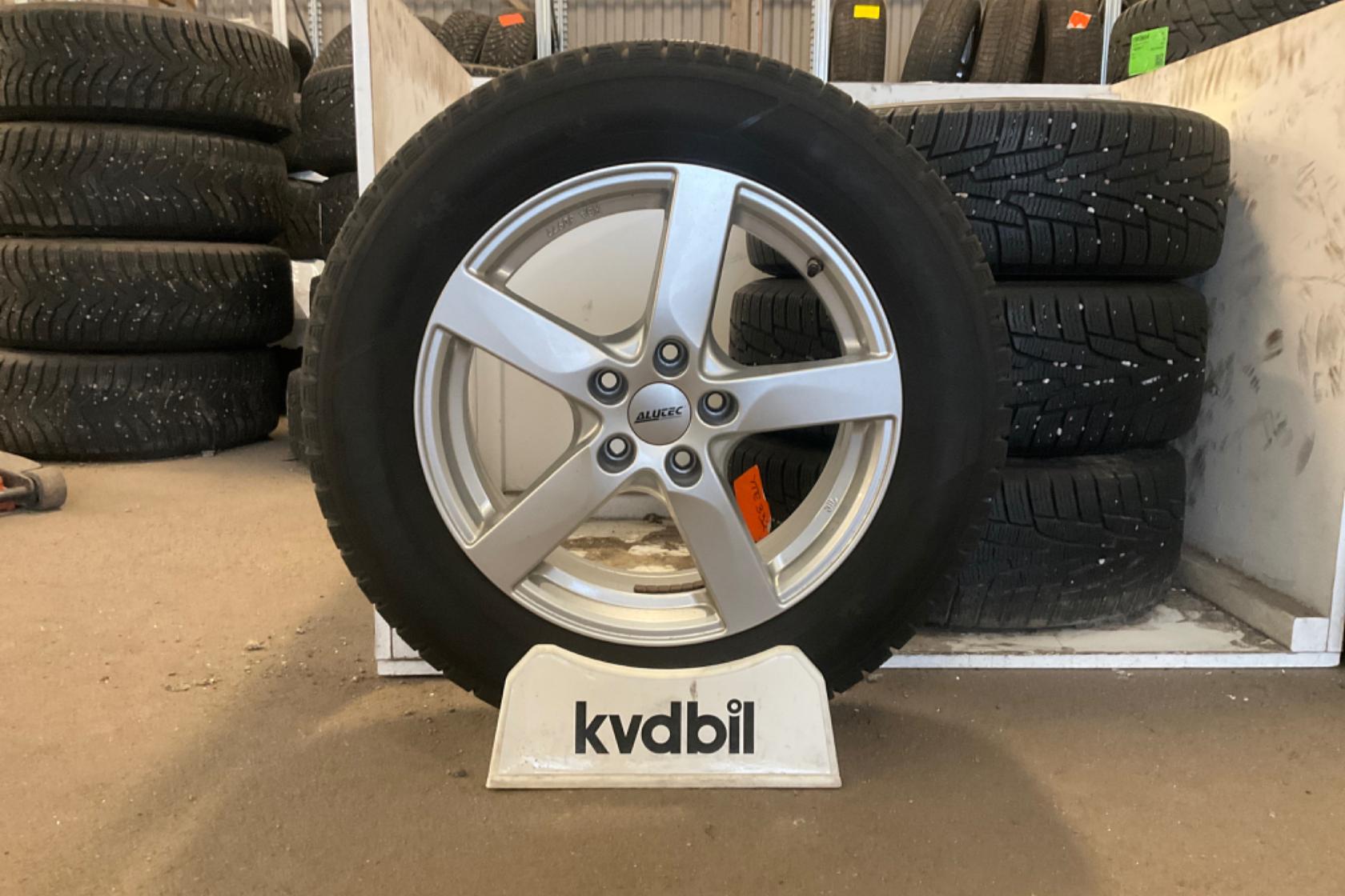 Vinterhjul (nr 32) KUMHO IZEN KW31 225/65R17 - 0 km