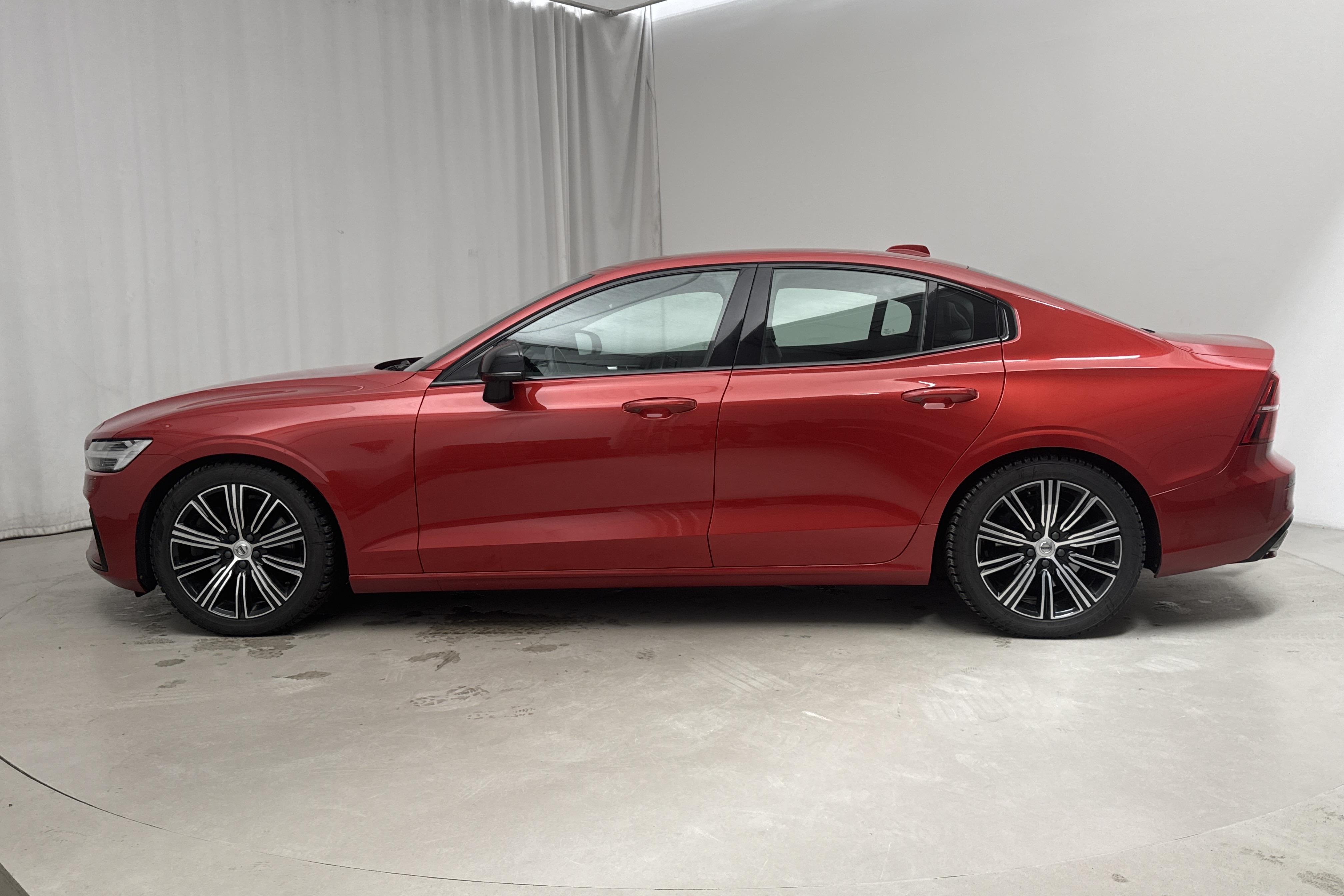 Volvo S60 T5 (250hk) - 94 480 km - Automatic - red - 2020