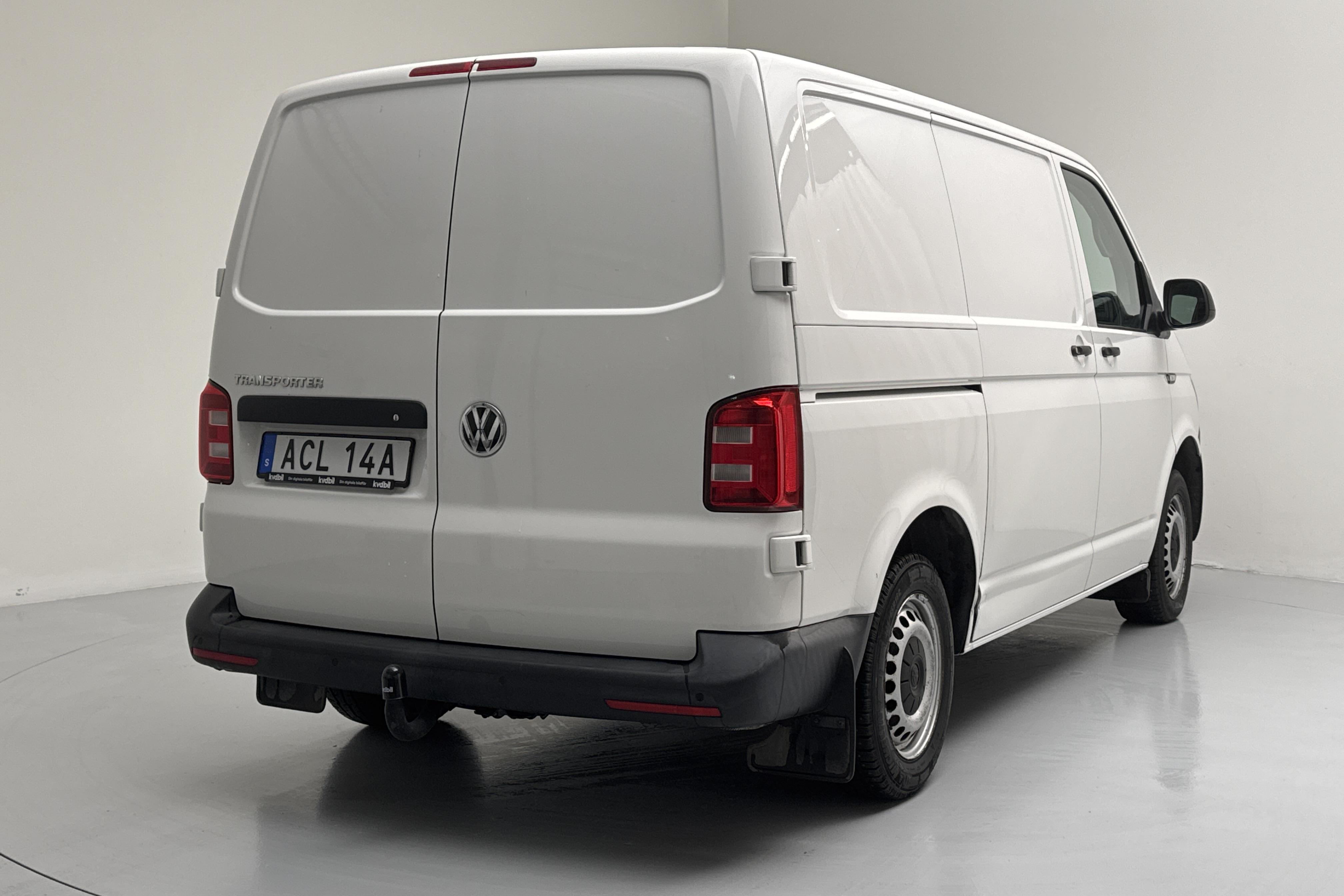 VW Transporter T6 2.0 TDI BMT Skåp (150hk) - 123 950 km - Automaatne - valge - 2019