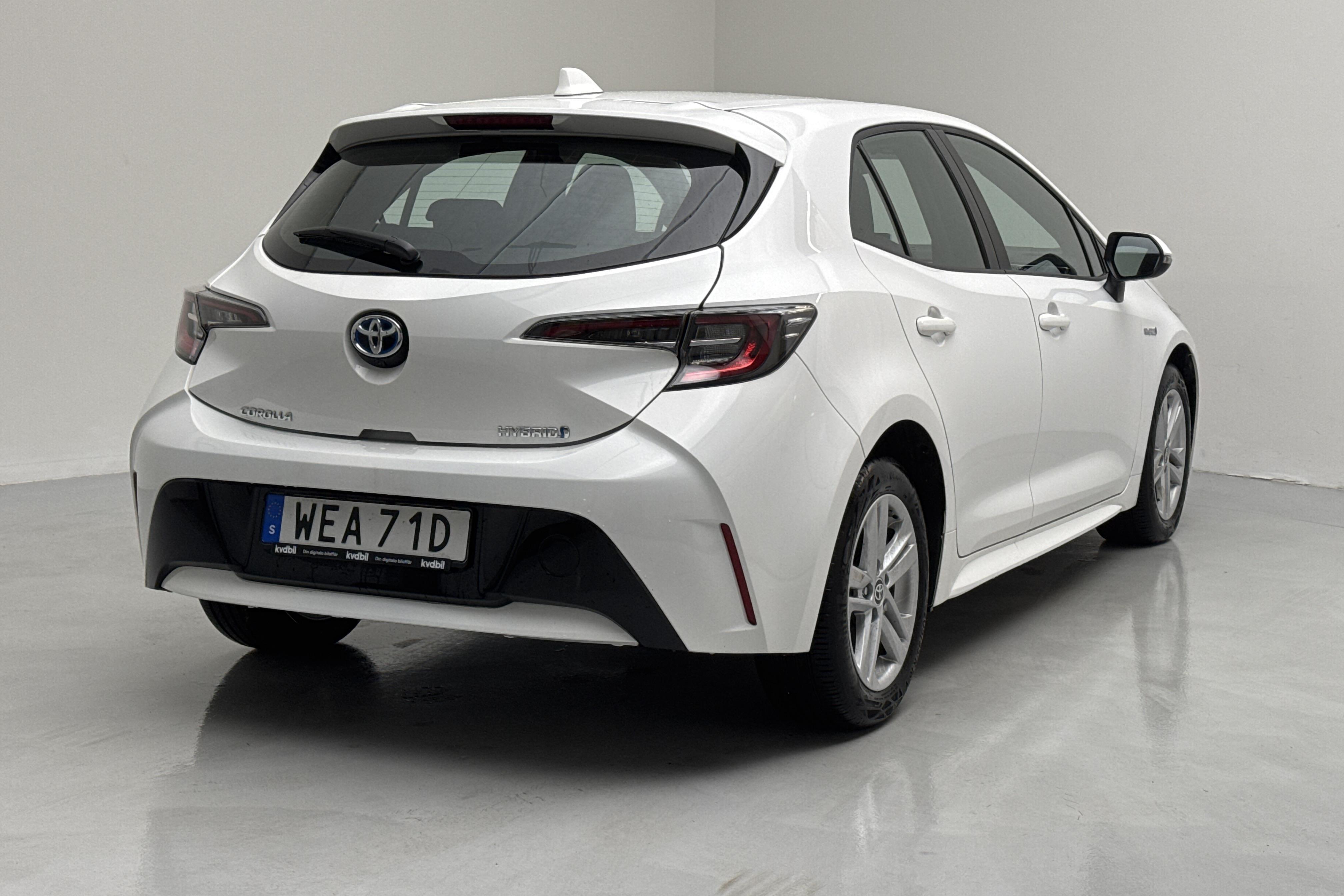 Toyota Corolla 1.8 Hybrid 5dr (122hk) - 1 122 mil - Automat - vit - 2022