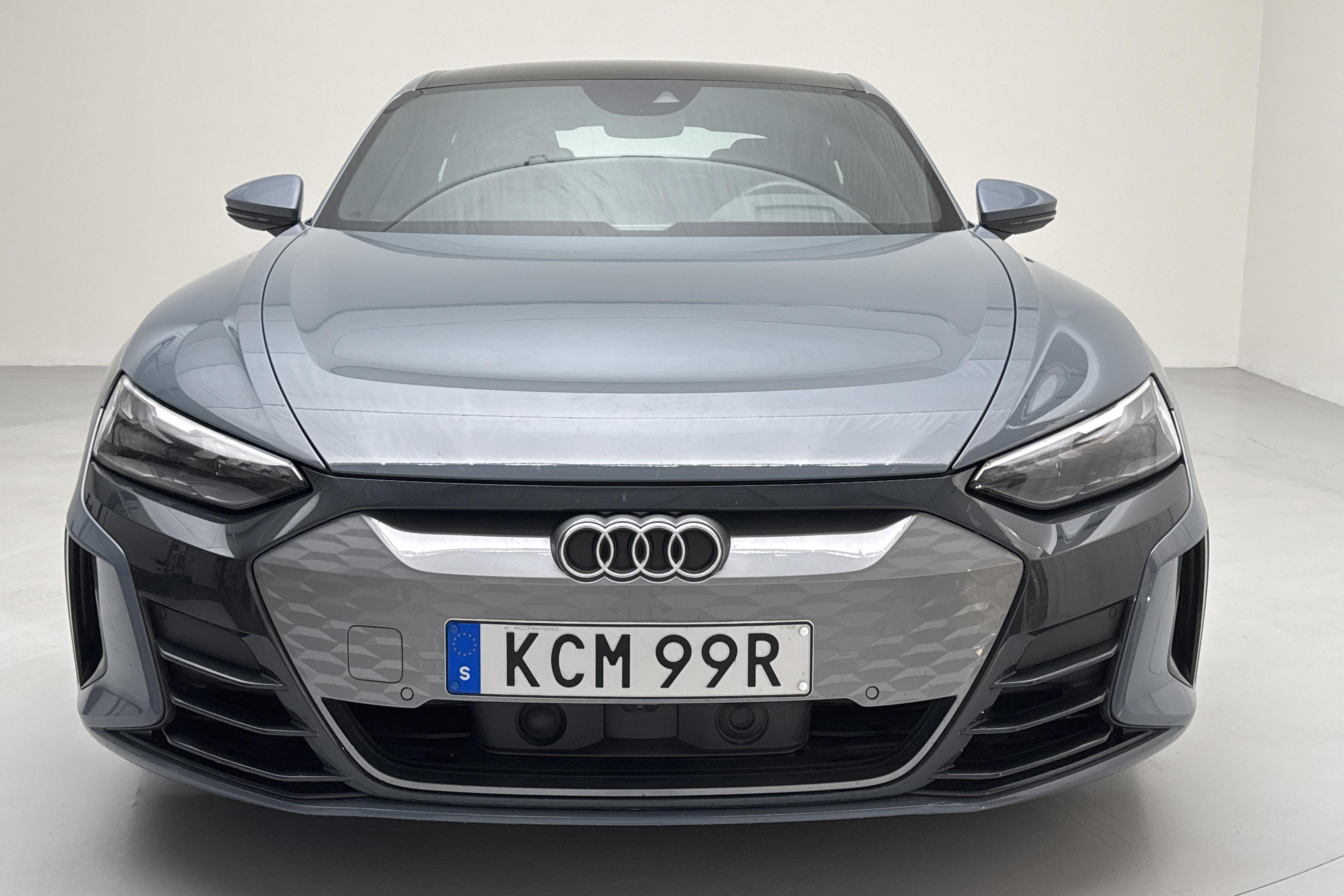 Audi e-tron GT 60 quattro (476hk) - 3 900 mil - Automat - grå - 2022