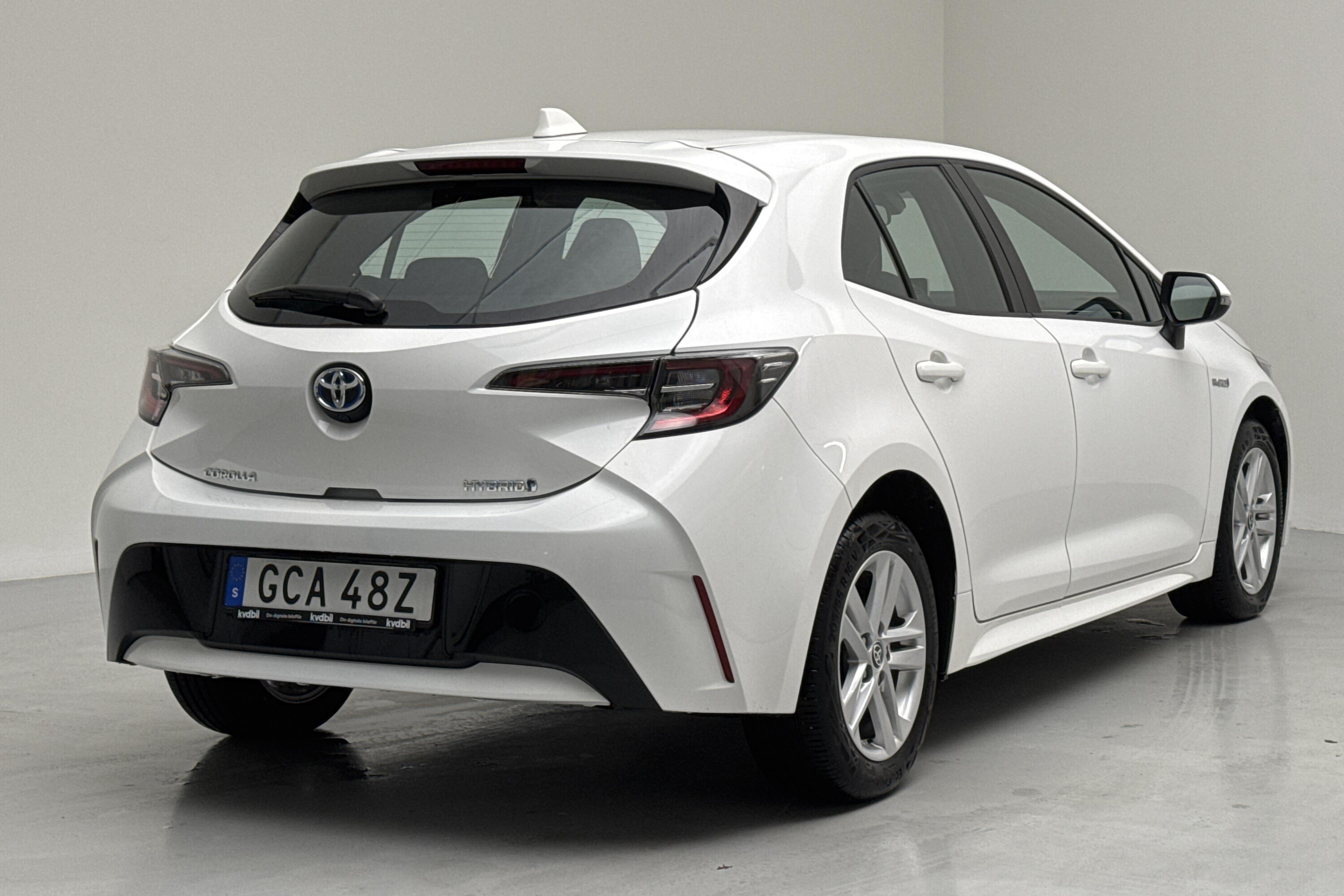 Toyota Corolla 1.8 Hybrid 5dr (122hk) - 12 100 km - Automaattinen - valkoinen - 2022