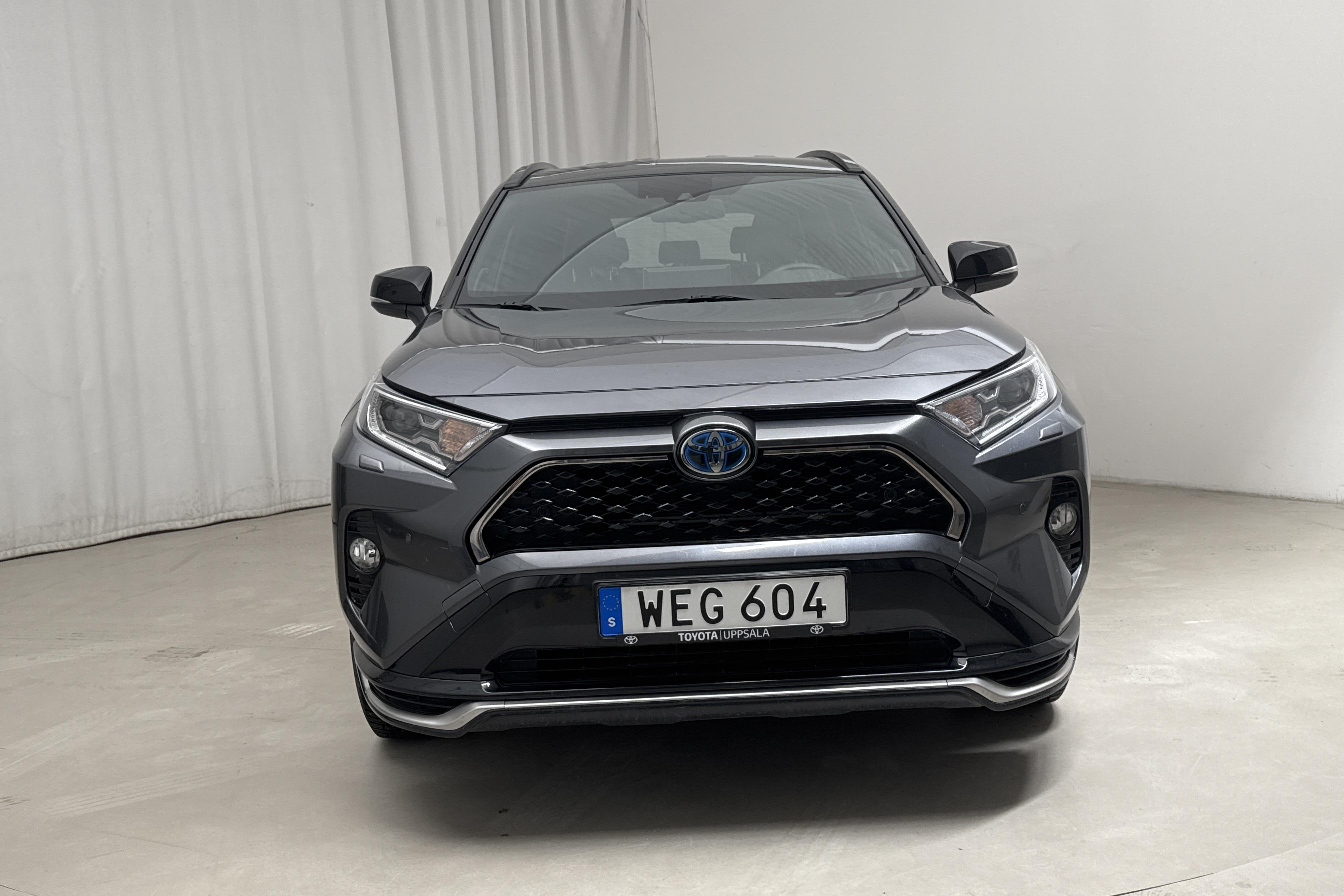 Toyota RAV4 2.5 Plug-in Hybrid AWD (306hk) - 100 380 km - Automatic - gray - 2021