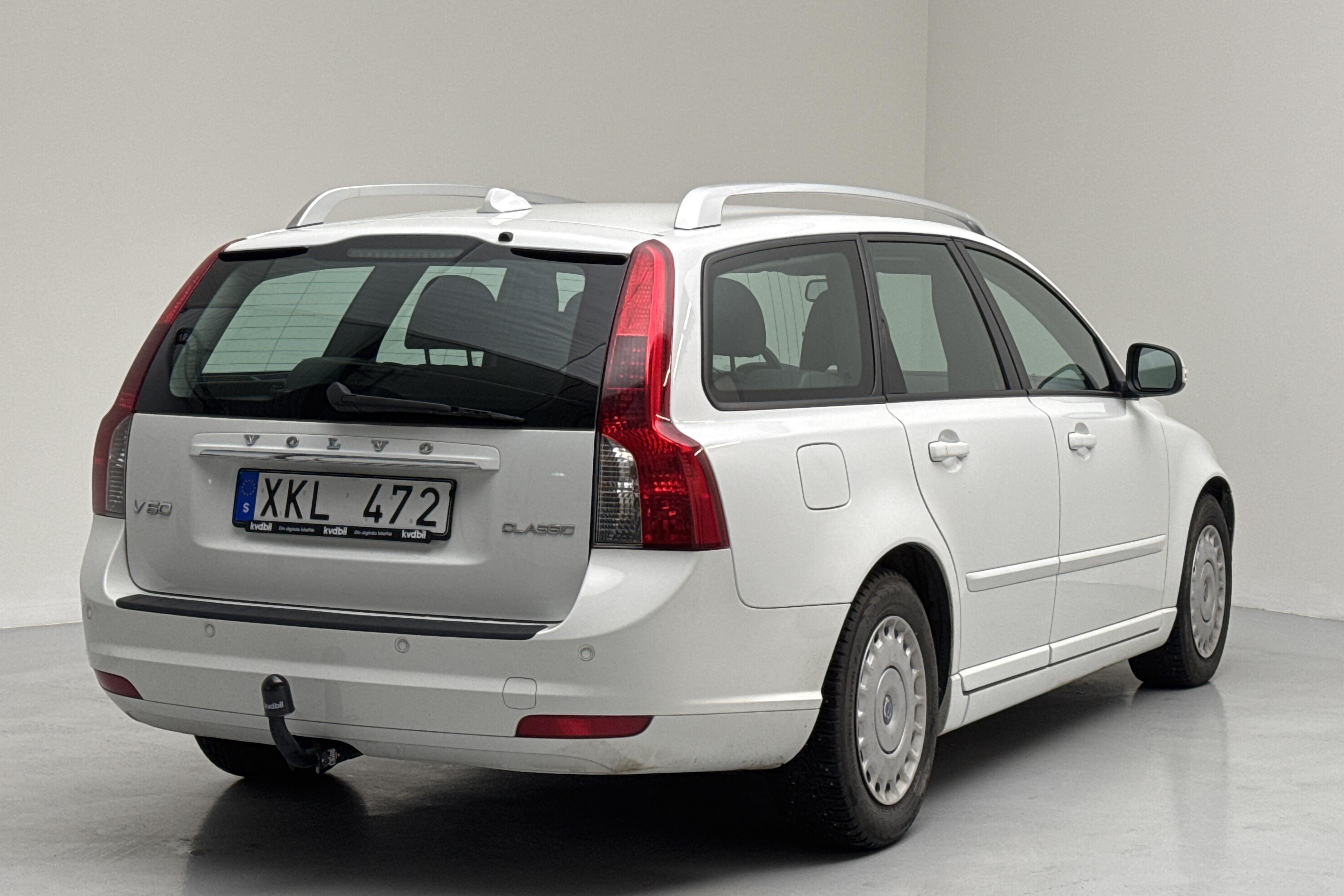 Volvo V50 D2 (115hk) - 192 720 km - Manual - white - 2012