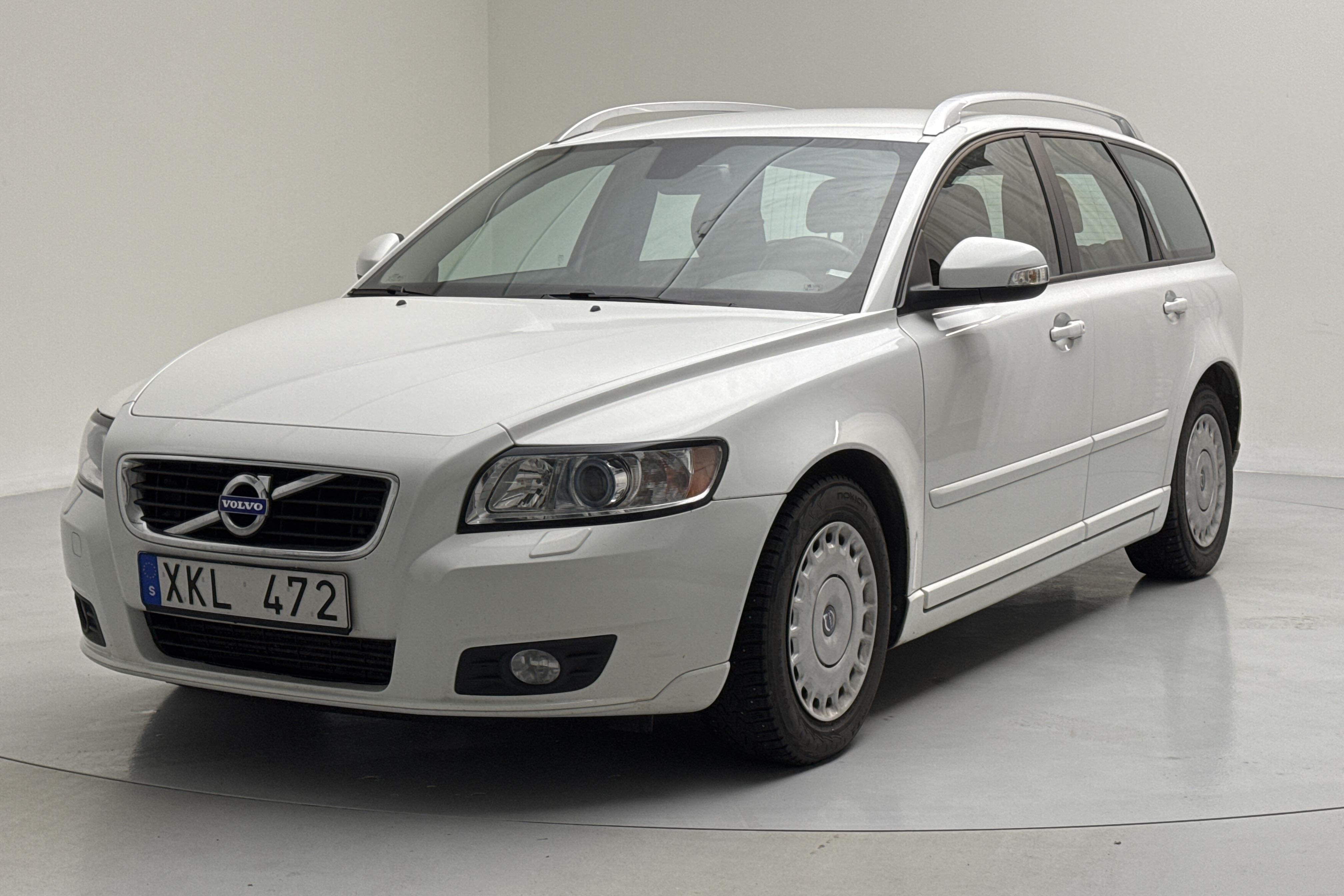 Volvo V50 D2 (115hk) - 192 720 km - Manual - white - 2012