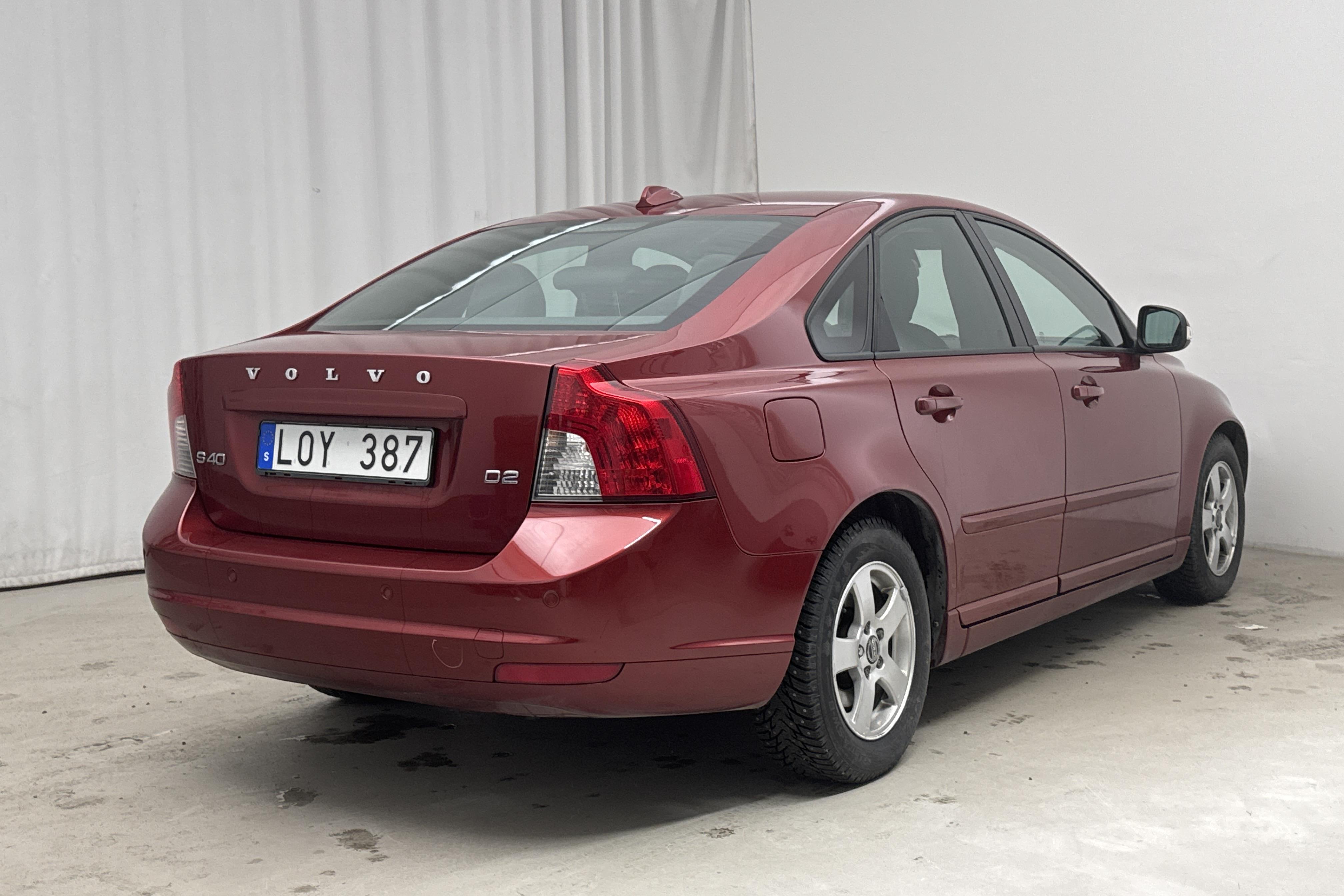 Volvo S40 D2 (115hk) - 101 740 km - Käsitsi - punane - 2011