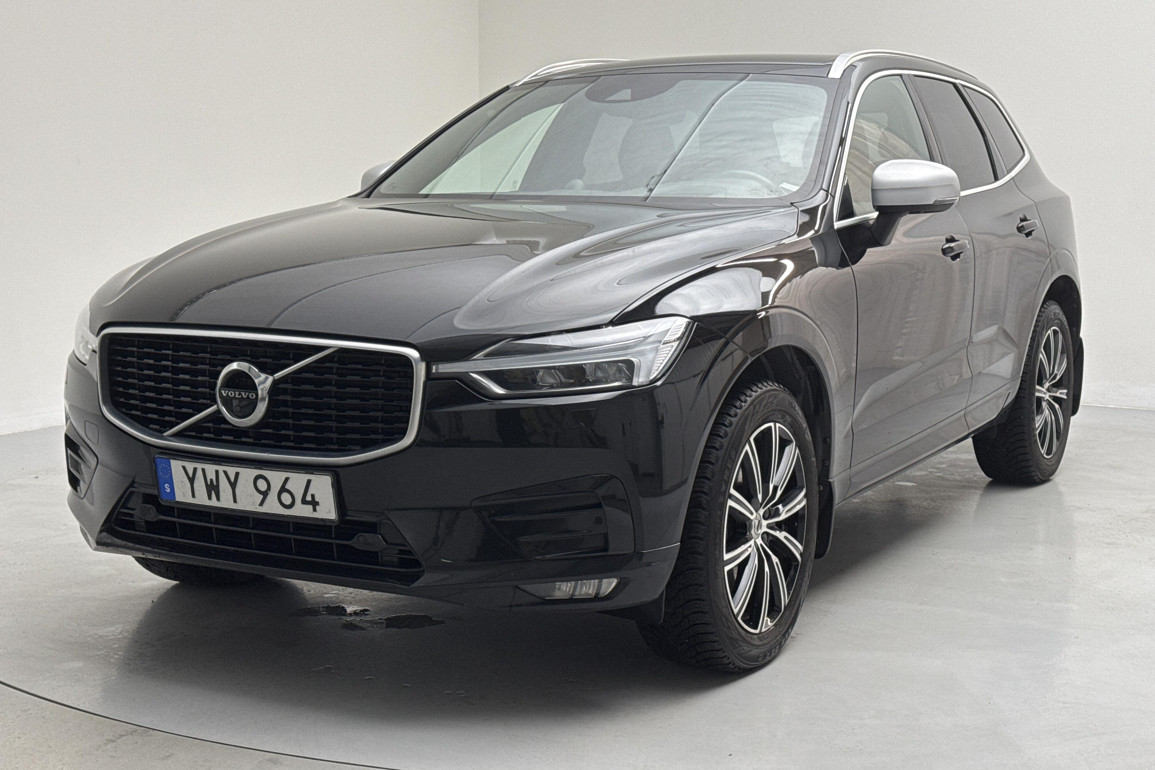 Volvo XC60 D4 AWD (190hk) - 135 920 km - Automaattinen - musta - 2019