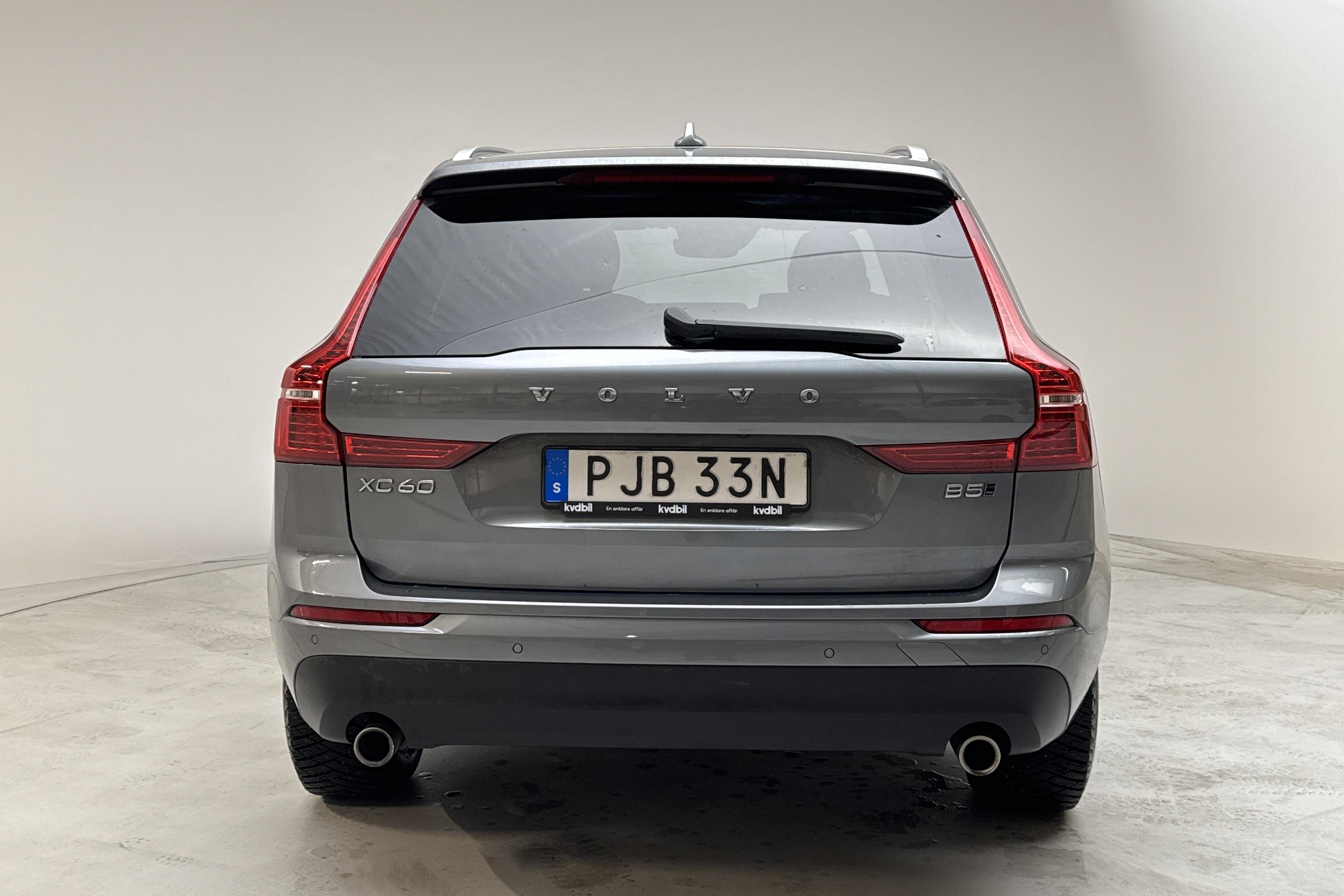 Volvo XC60 B5 AWD Mildhybrid, Bensin (250hk) - 70 700 km - Automaattinen - harmaa - 2021