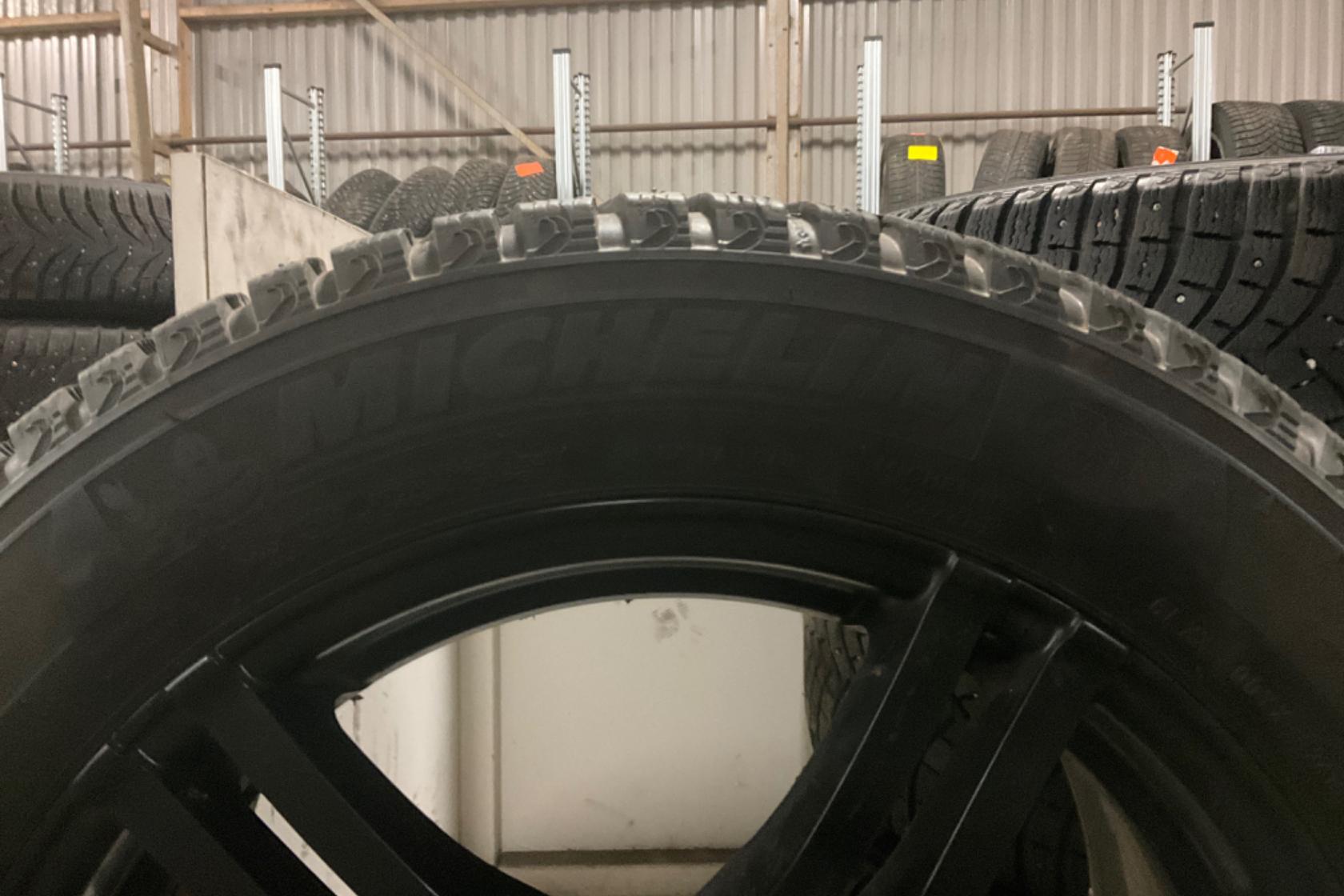 Vinterhjul (nr 60) MICHELIN LATITUDE 255/50R19 - 0 km