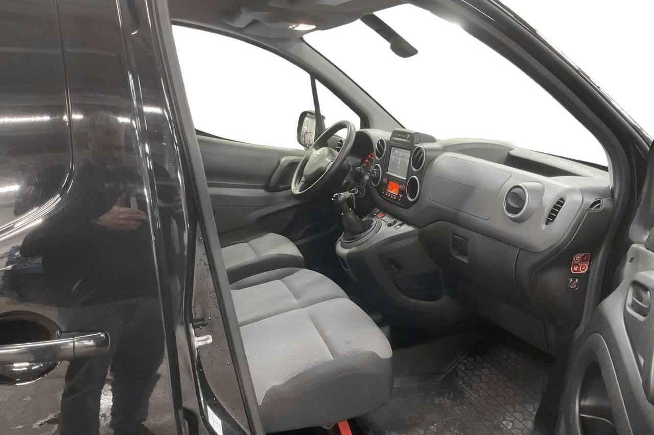 Citroen Berlingo 1.6 PreTech Skåp (100hk) - 75 130 km - Manualna - czarny - 2018