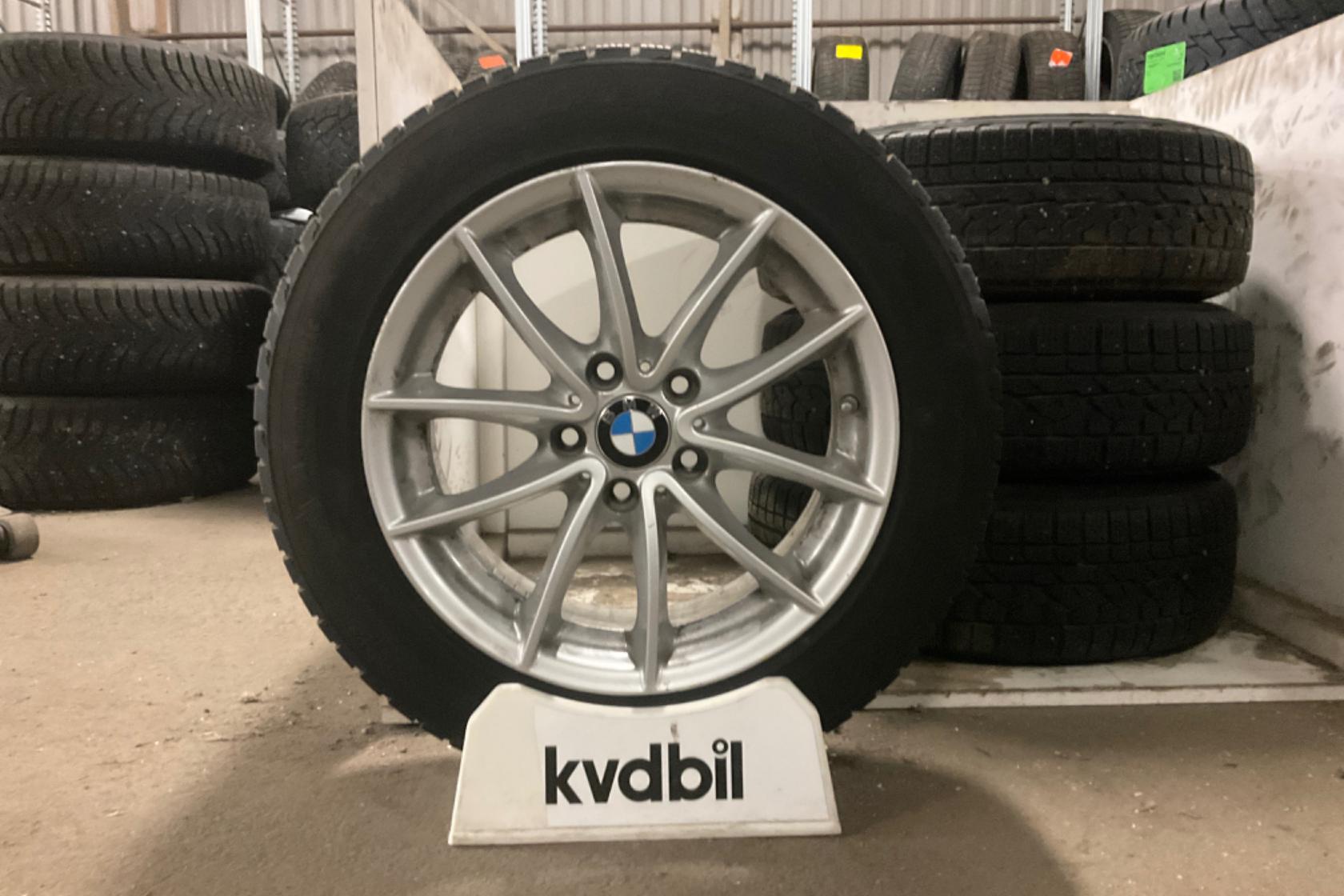 Vinterhjul (nr 66) KUMHO IZEN 215/60R17 - 0 km