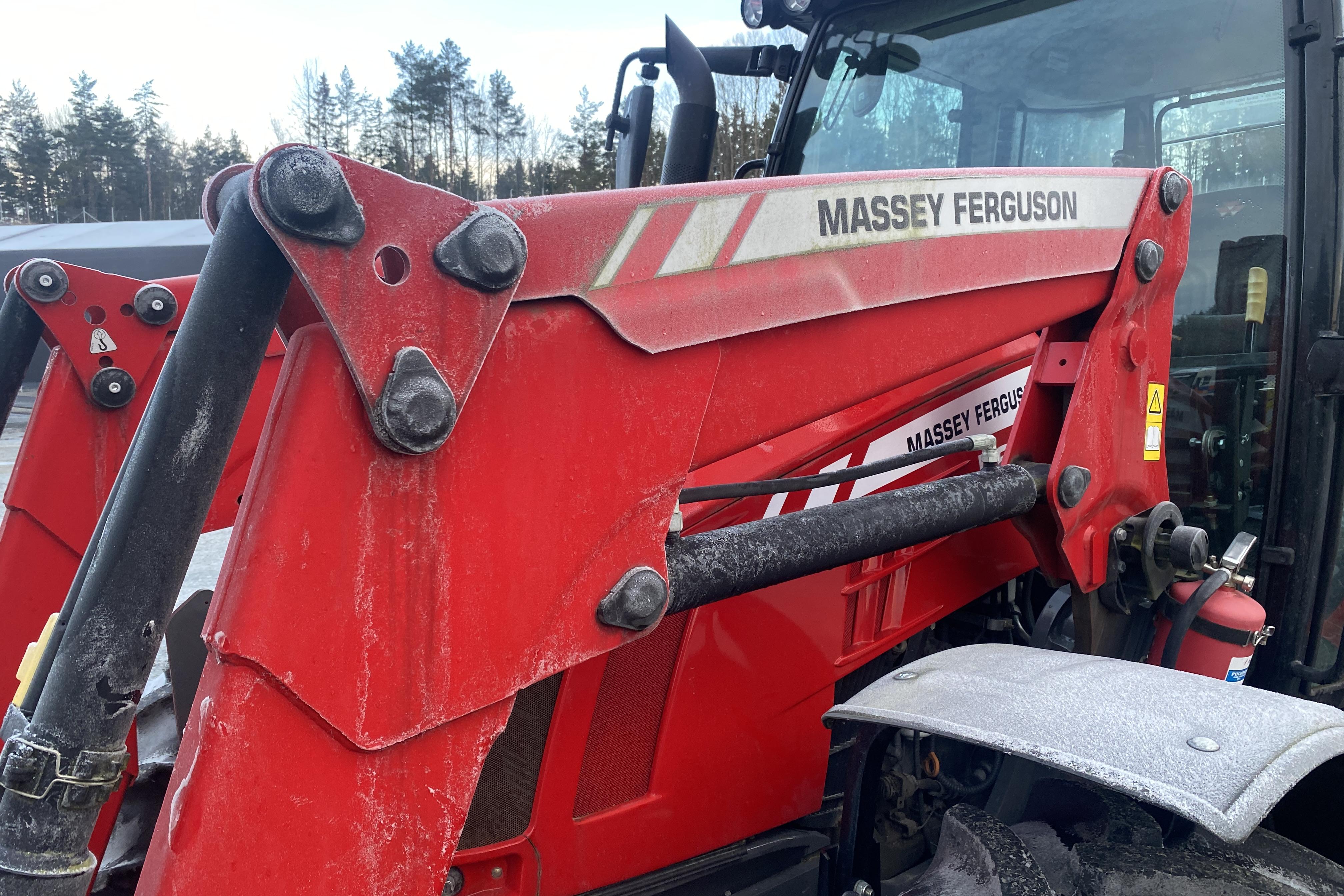 Massey Ferguson MF 5609 Traktor - 0 km - röd - 2017